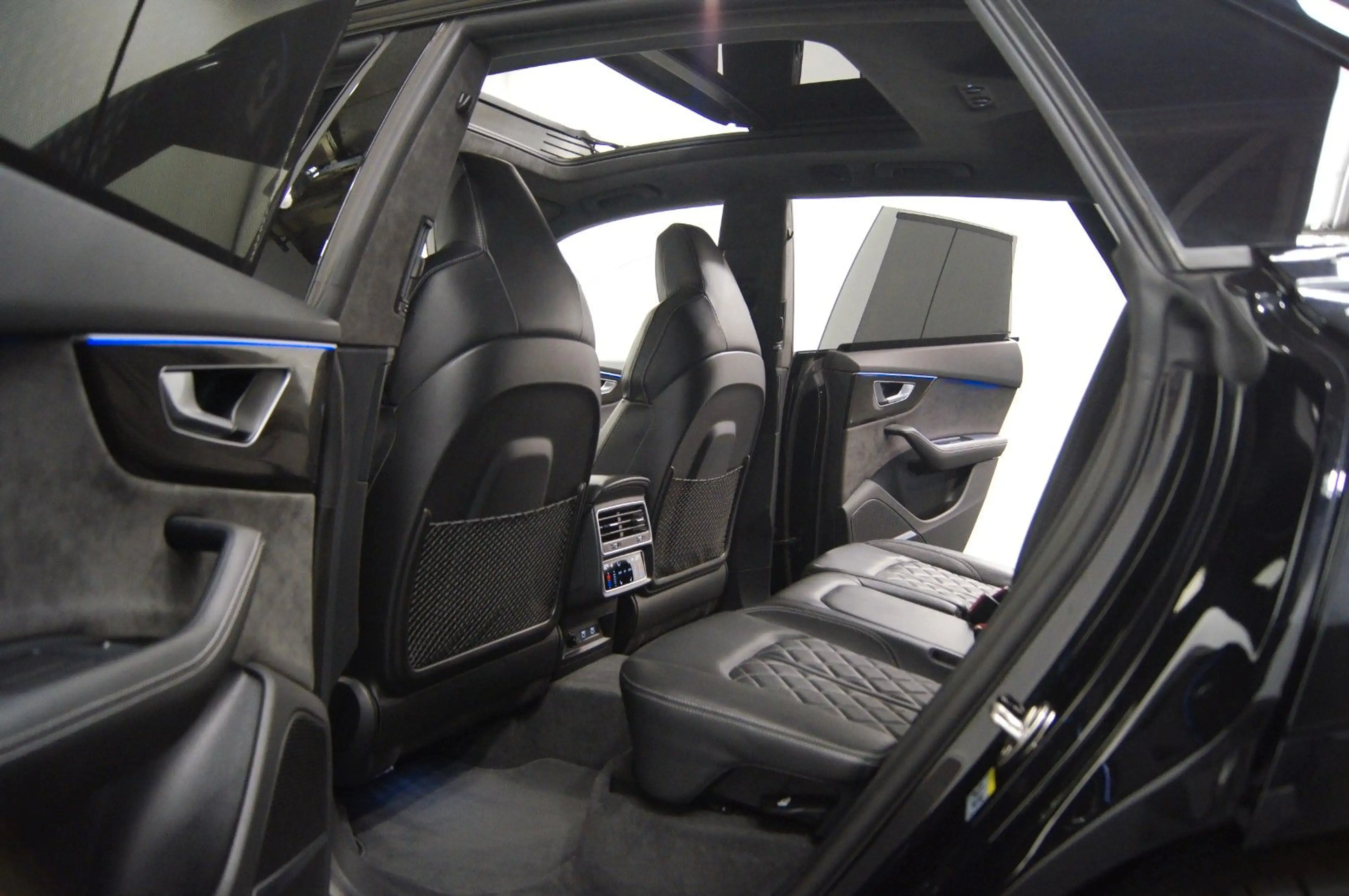 Audi SQ8 4.0 TDI quattro 100% VOLLAUSTATTUNG — photo 8