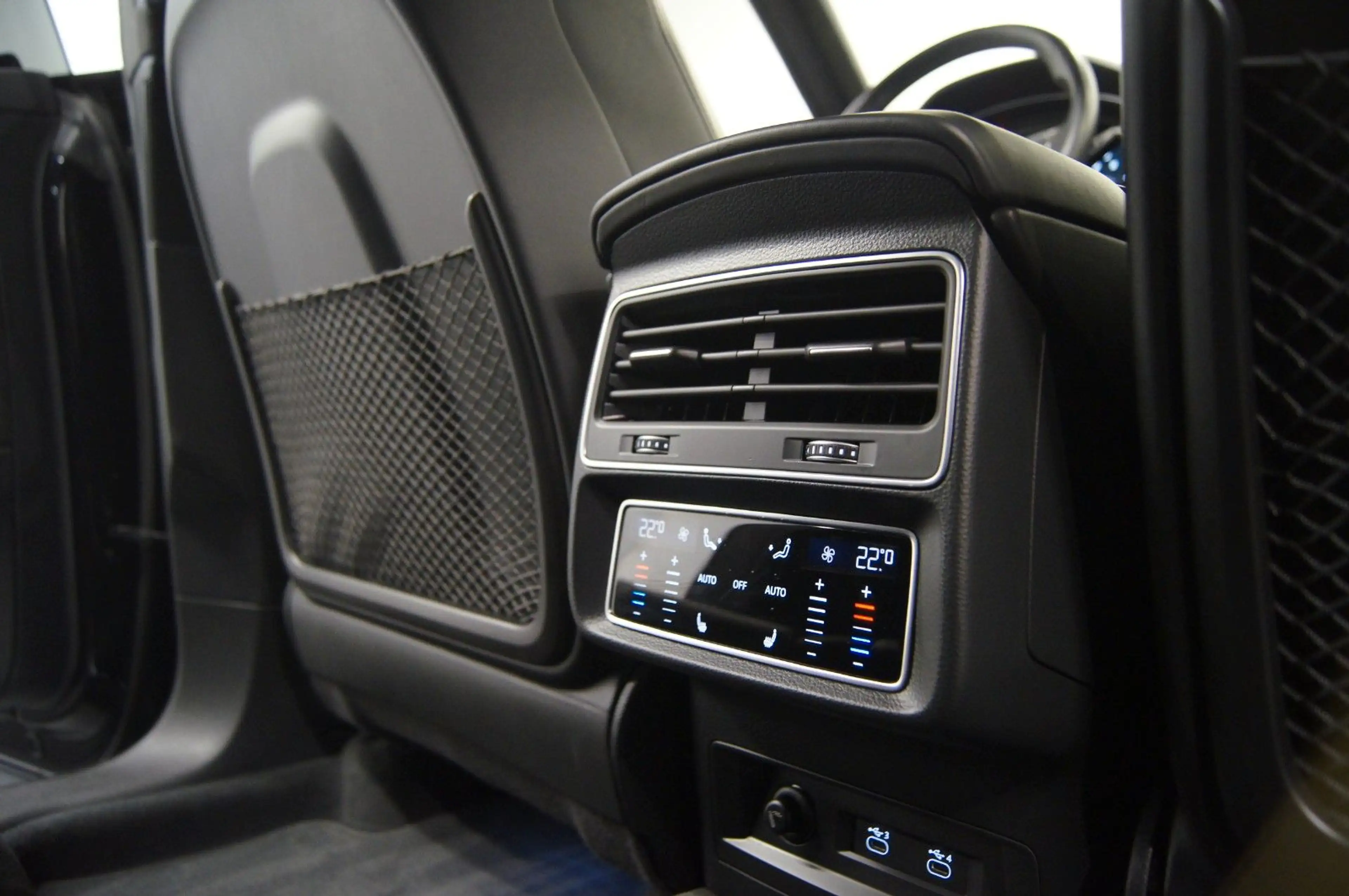 Audi SQ8 4.0 TDI quattro 100% VOLLAUSTATTUNG — photo 9