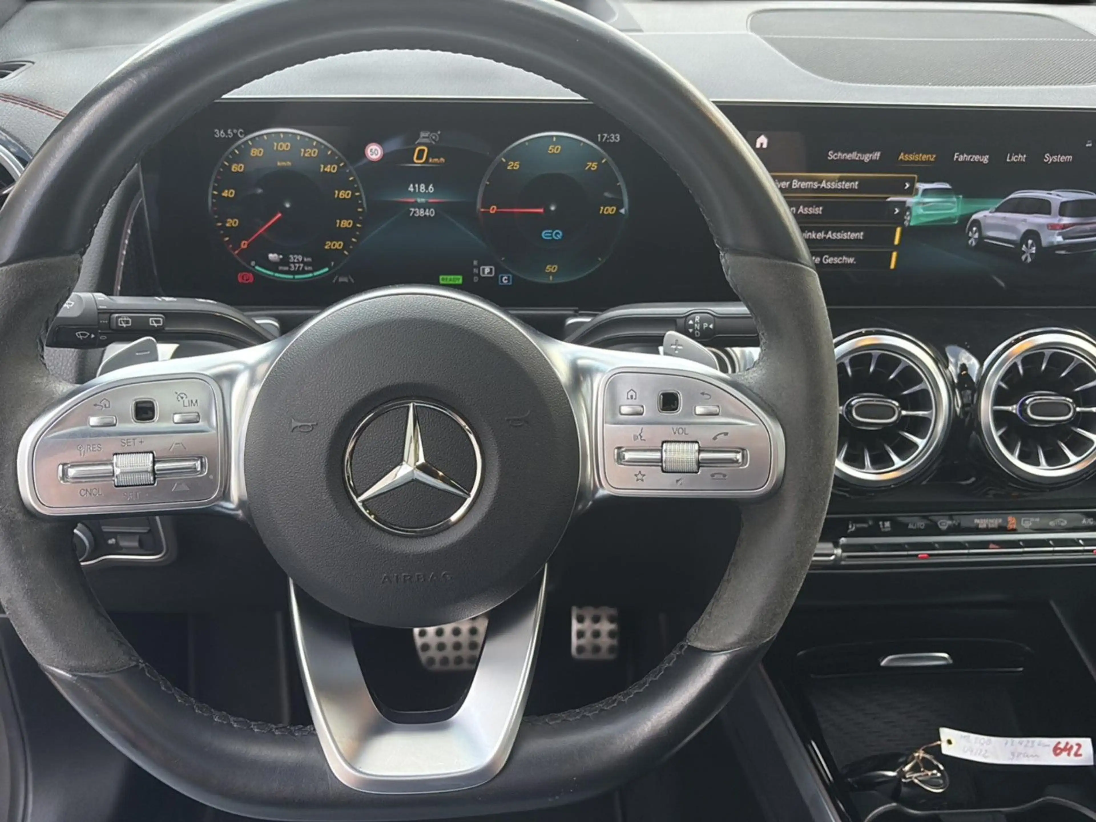 Mercedes-Benz EQB 300 AMG Pano*Night*HUD*360*SO97%*19LM — photo 15