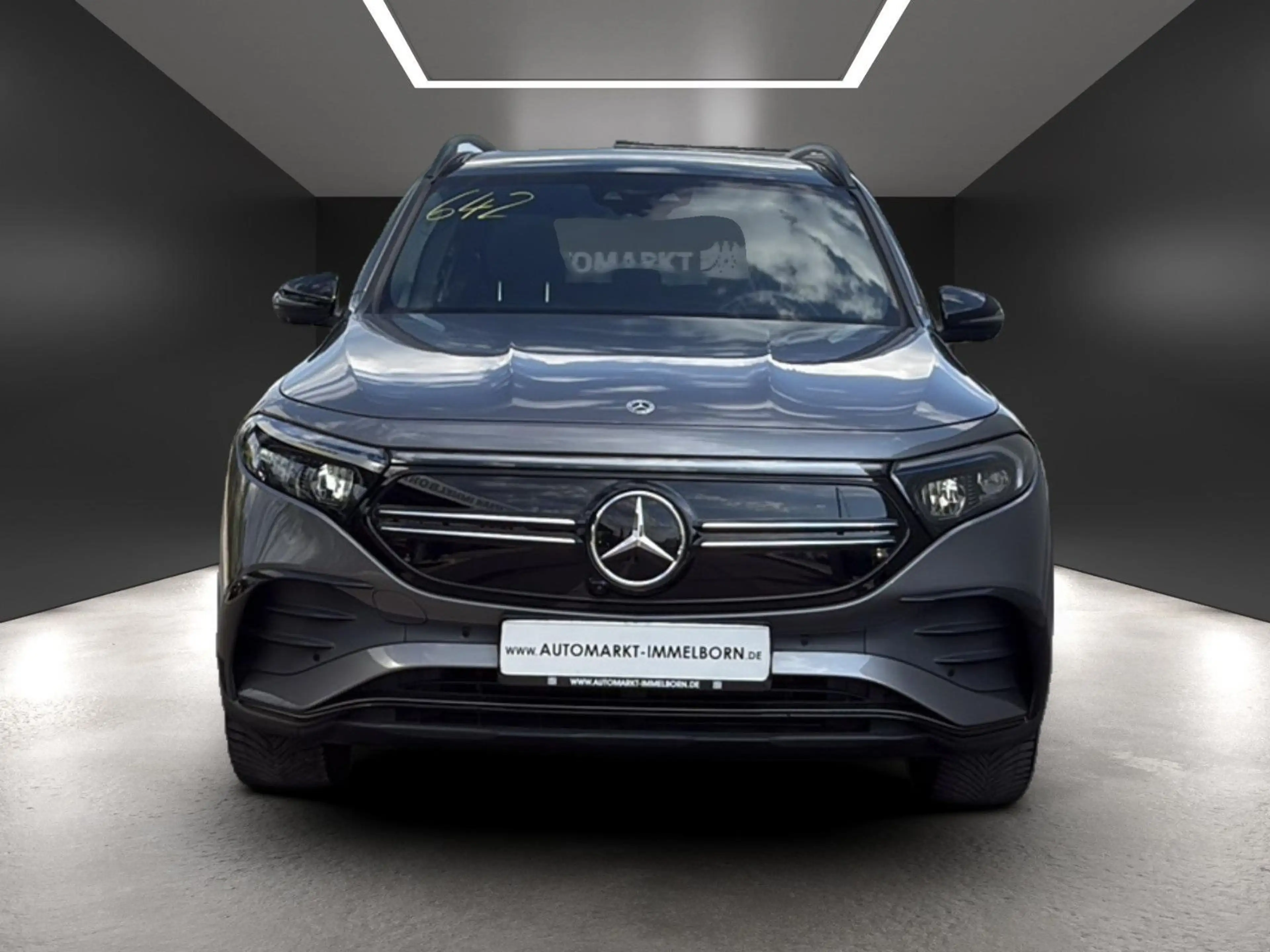 Mercedes-Benz EQB 300 AMG Pano*Night*HUD*360*SO97%*19LM — photo 9