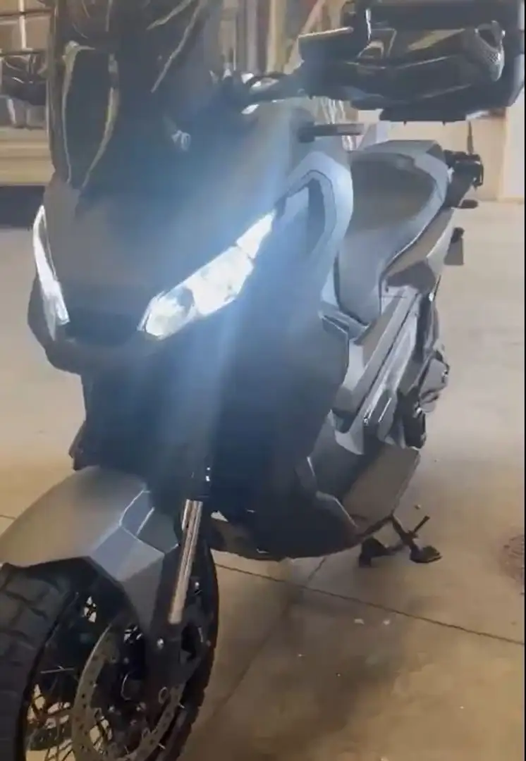 Honda X-ADV Negro - 1