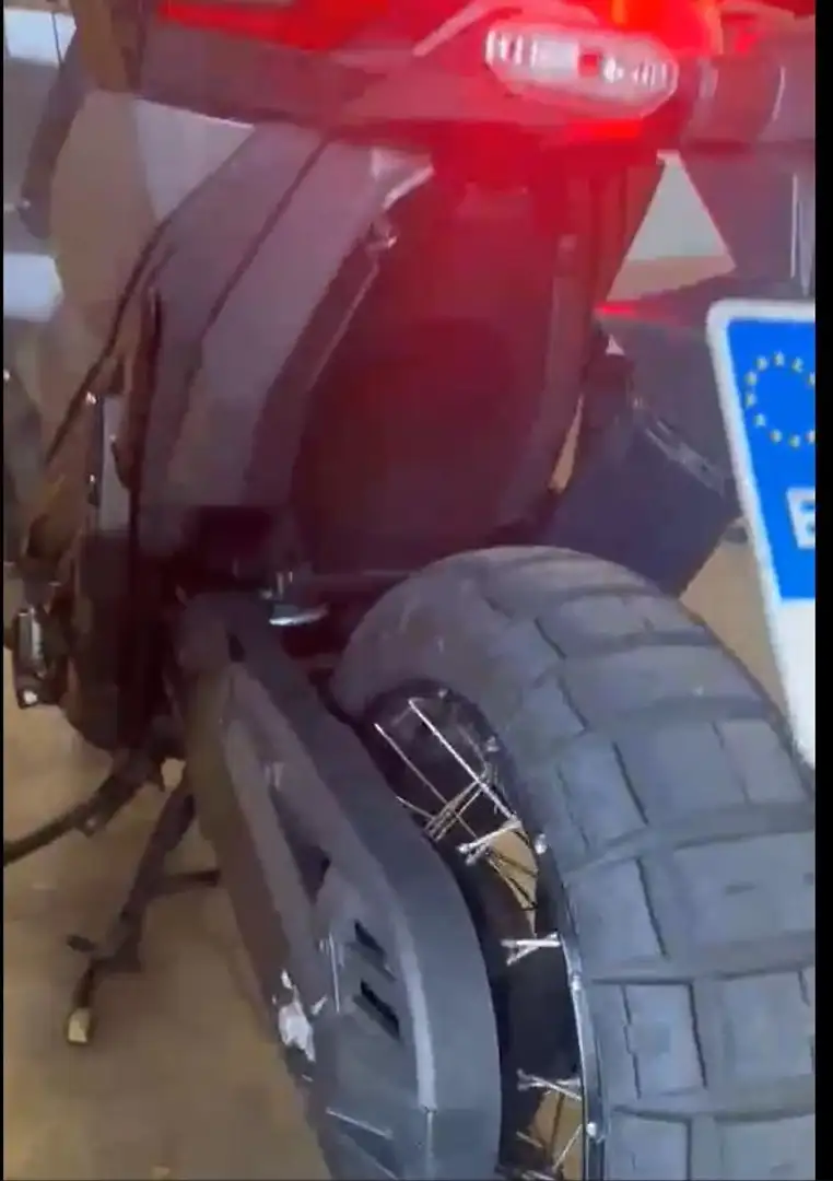 Honda X-ADV Negro - 2