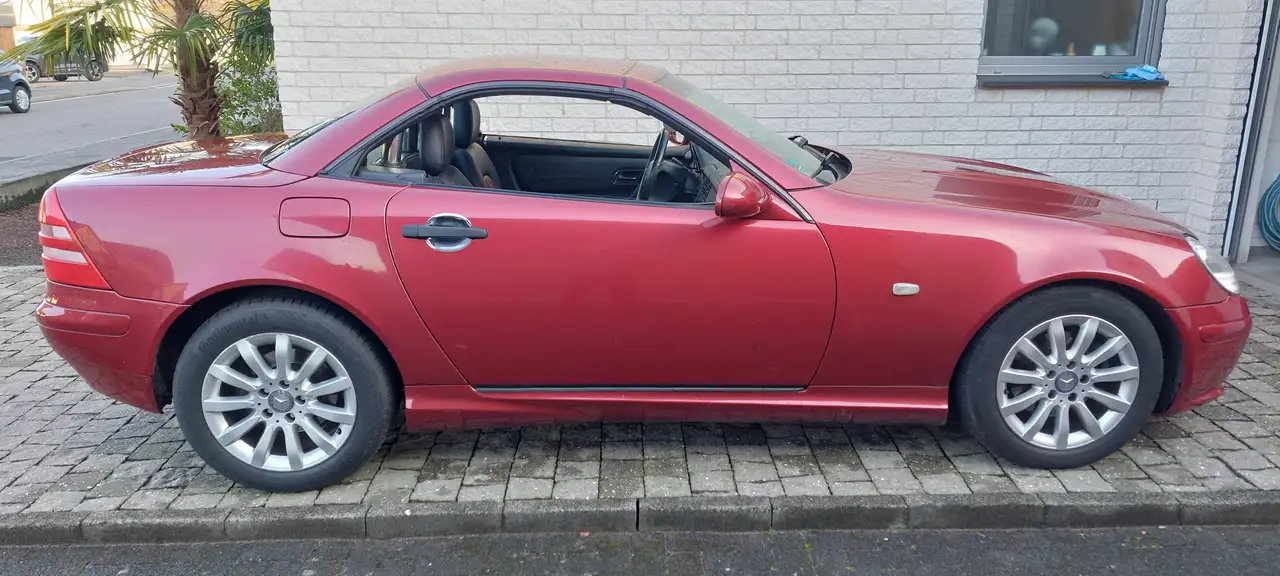 Mercedes-Benz SLK 200, foto 1