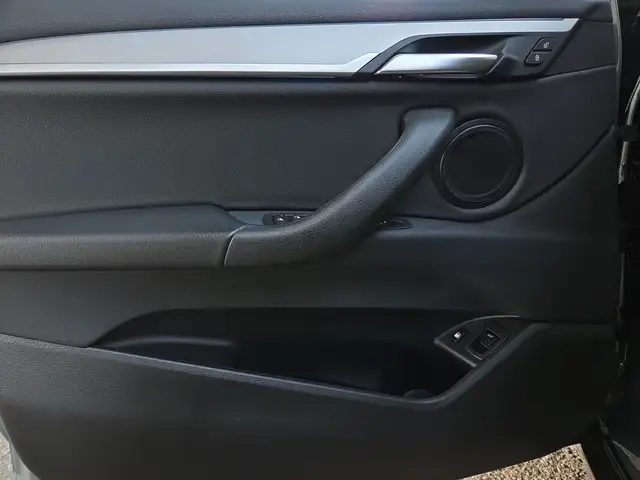 BMW X2 view 15