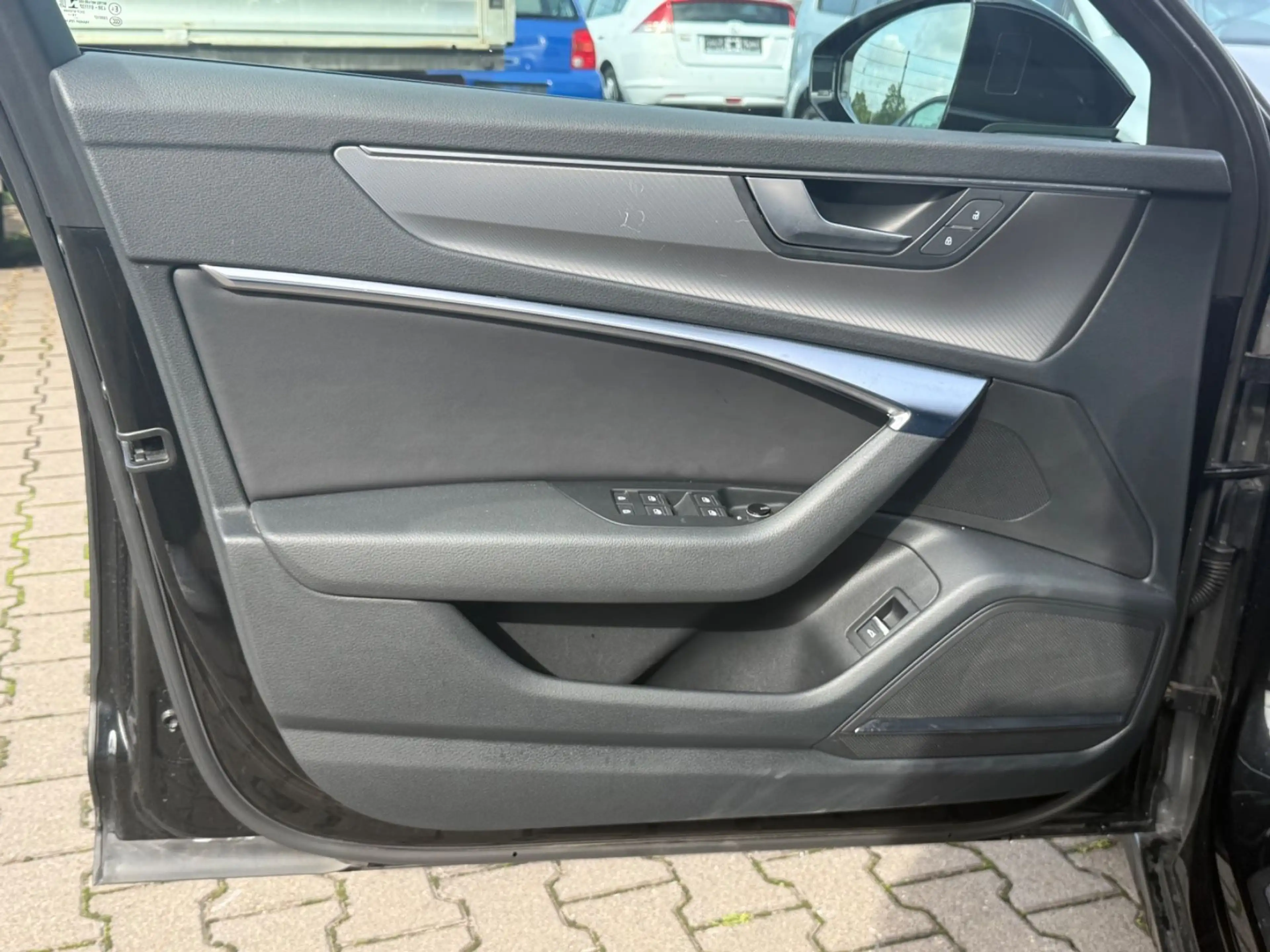 Audi A6 Avant 50 TDI quattro sport — photo 15