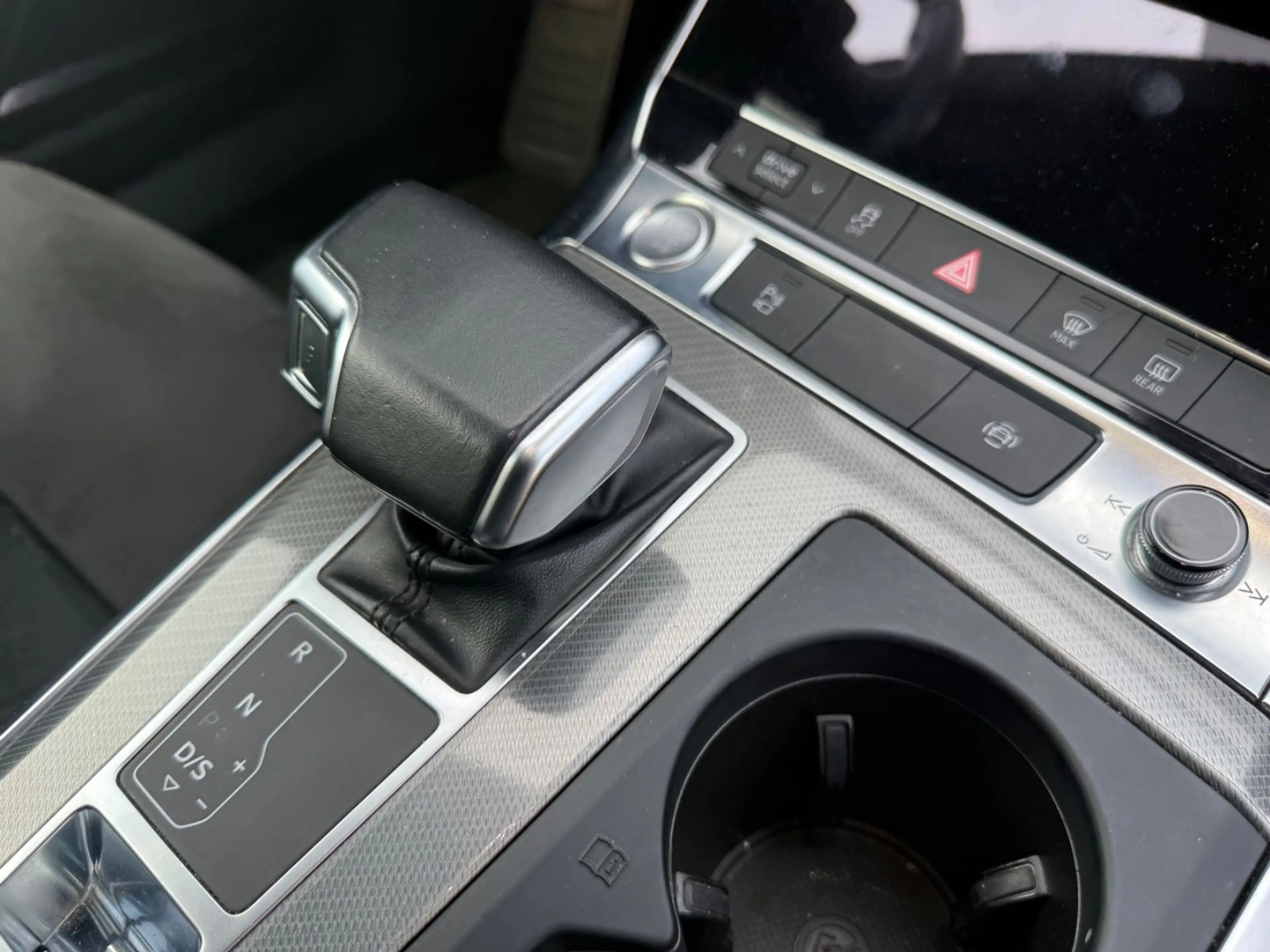 Audi A6 Avant 50 TDI quattro sport — photo 14
