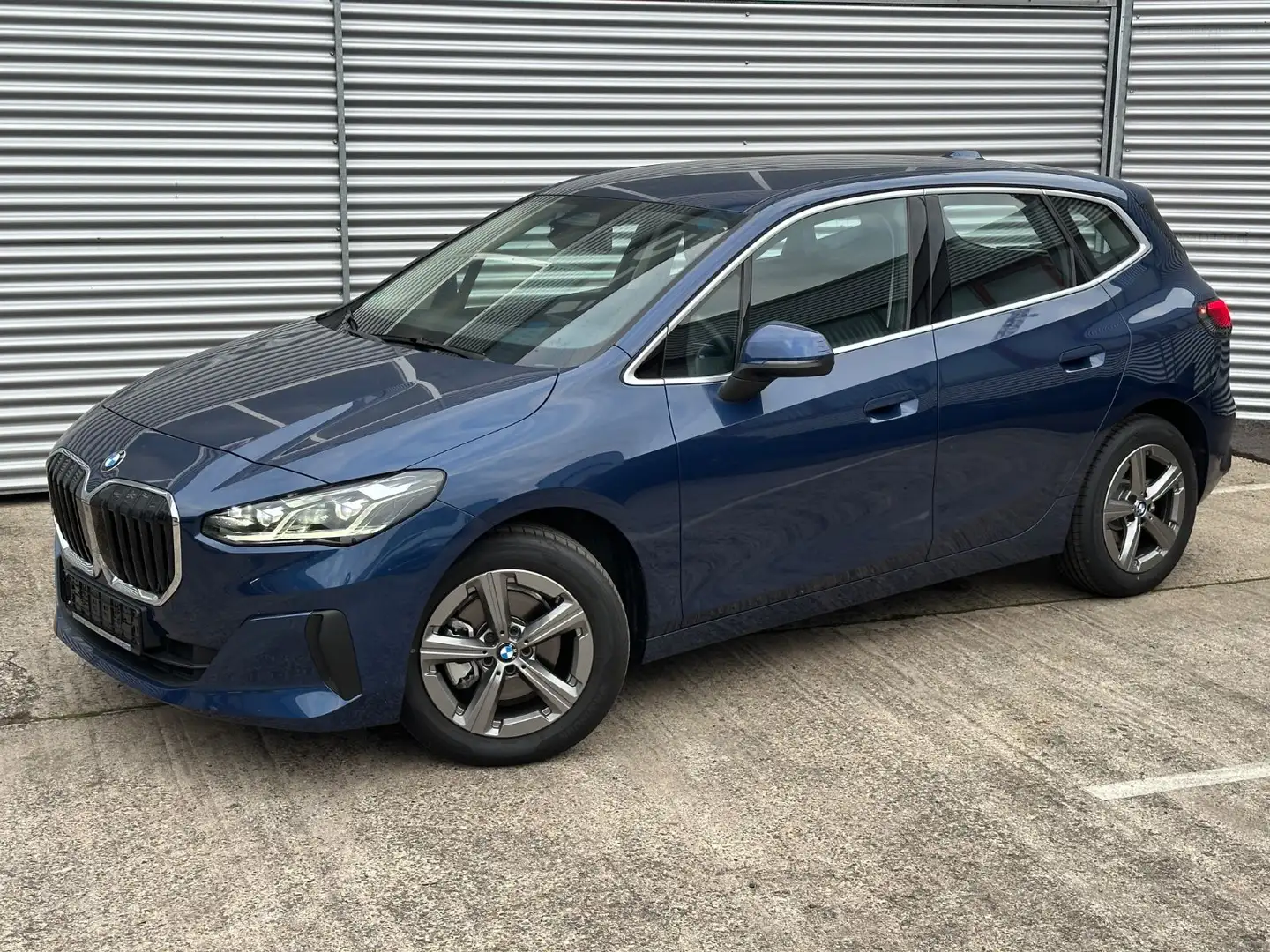 BMW 218 ActiveTourer*eSitz*Cam*HarmannK*MatrixLED Bleu - 2
