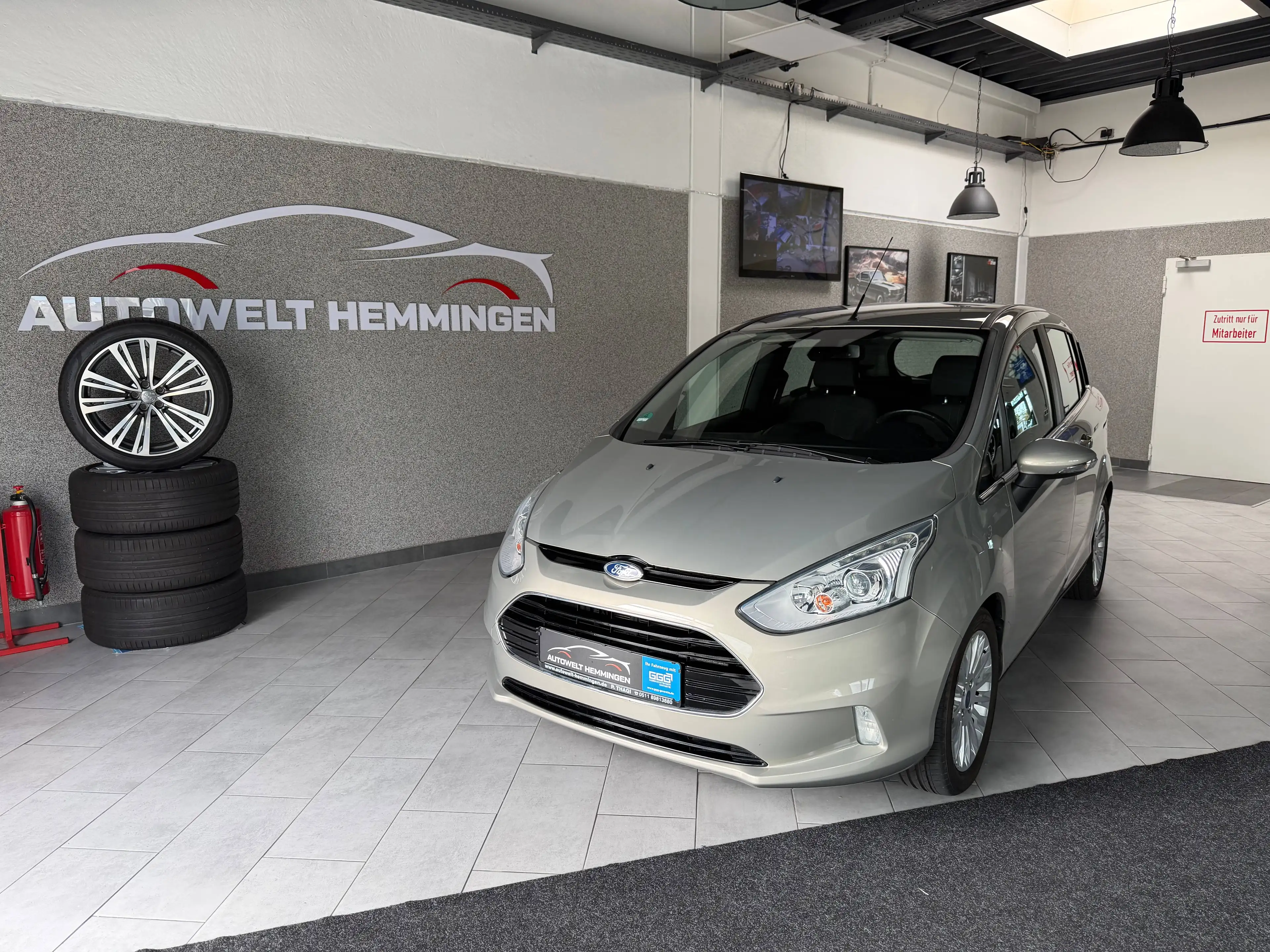 Ford B-Max Titanium*12M.Garantie*Finanzierung*