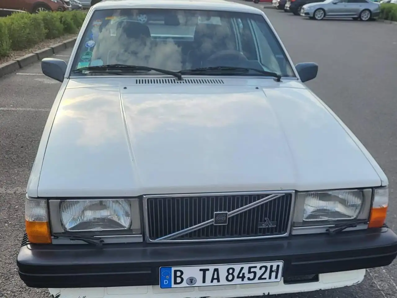 Volvo 764 Oldtimer, foto 1
