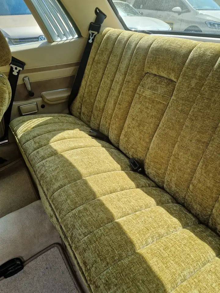 Mercedes-Benz 280 Mercedes SLC 280 Schalter teilrestauriert, foto 6