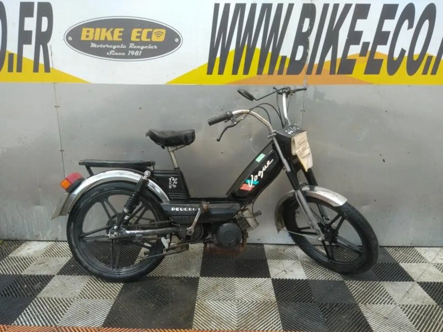 Peugeot Negro - 1