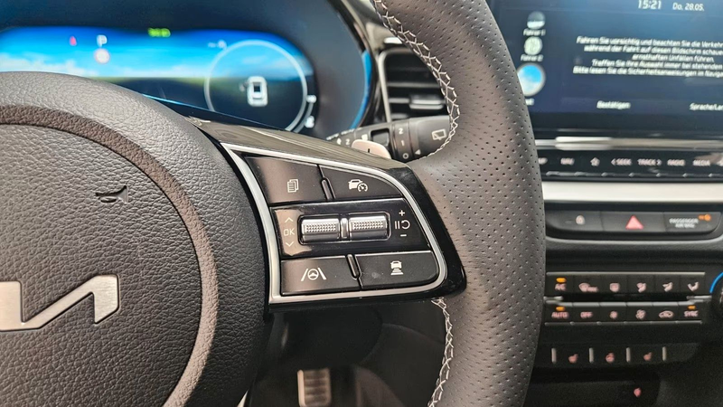 Kia Ceed / cee'd Ceed GT Line Performance+Technologie Paket JBL — photo 13