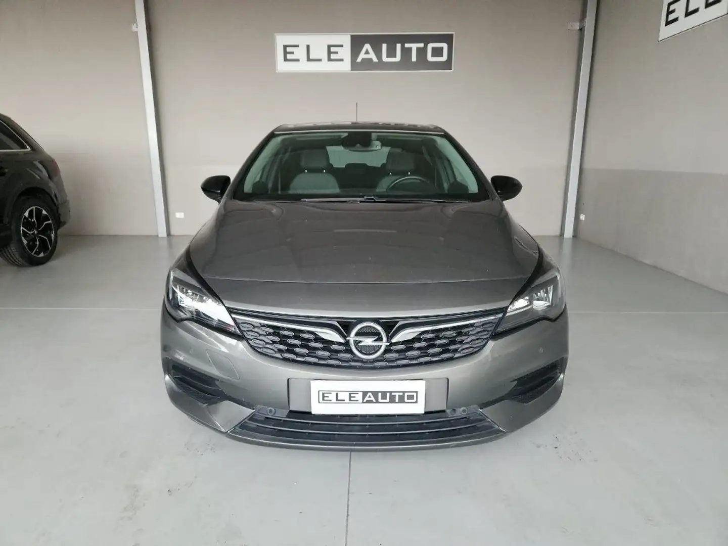 Opel Astra 1.5 CDTI 122 CV S&S 5 porte Ultimate Automatic Gris - 2