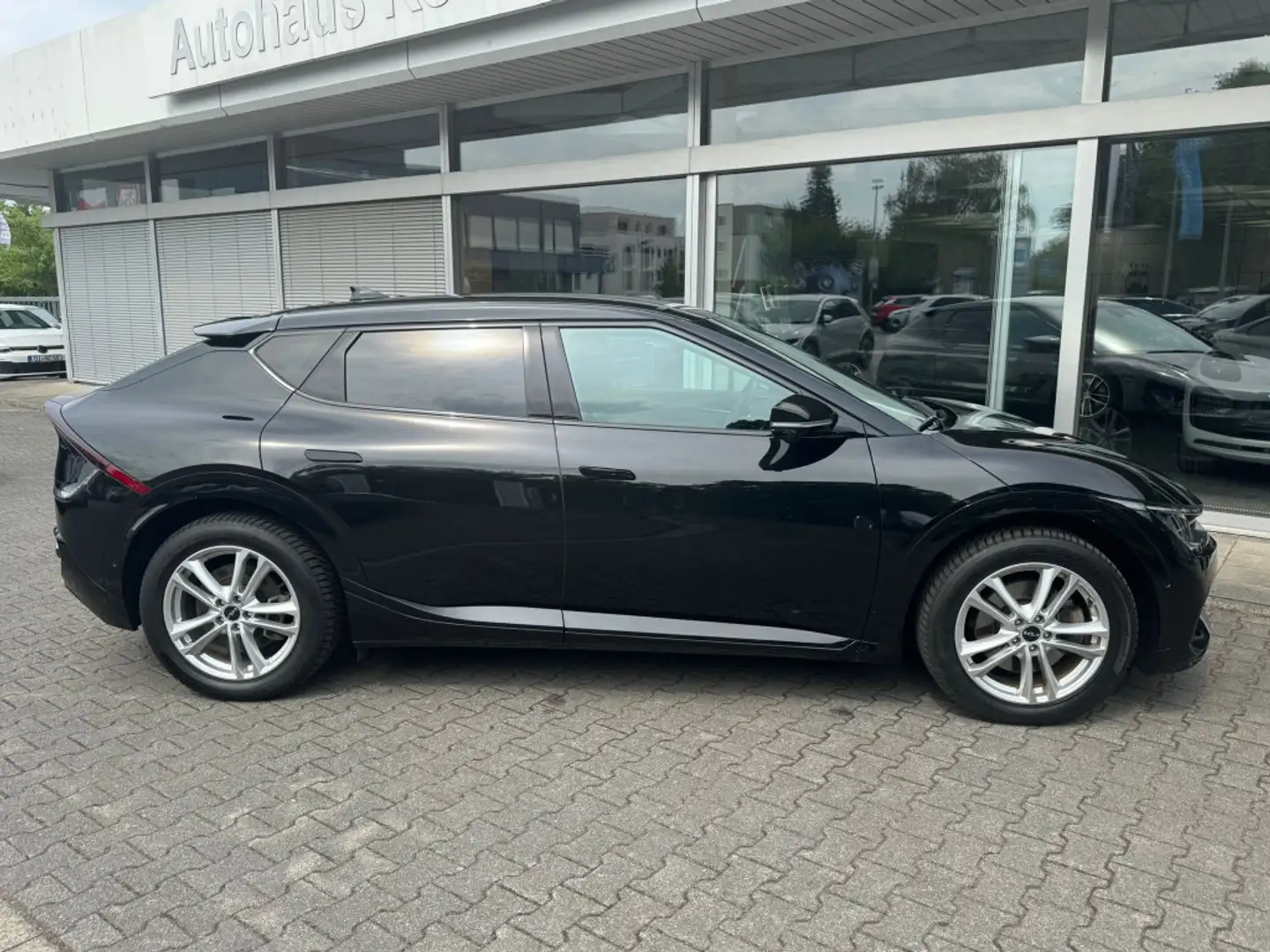 Kia EV6 GT-Line 4WD WERKSGA+MEMO+AHK+HEAD+ACC+360° Noir - 2