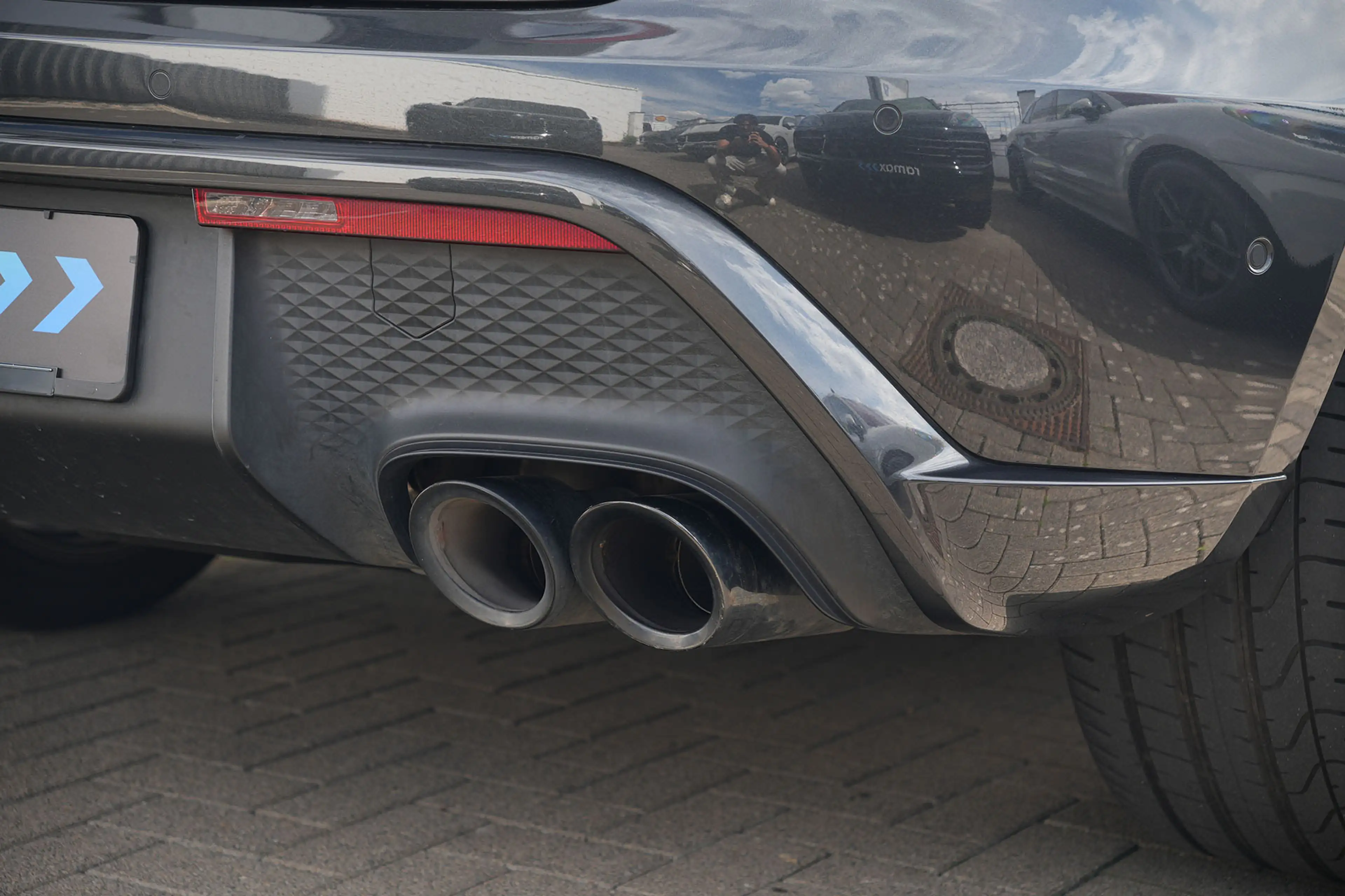 Porsche Macan MACAN LEDER KREIDE-ACC-LUFTF.-PANO-SPORTABGAS.-VOLL — photo 10