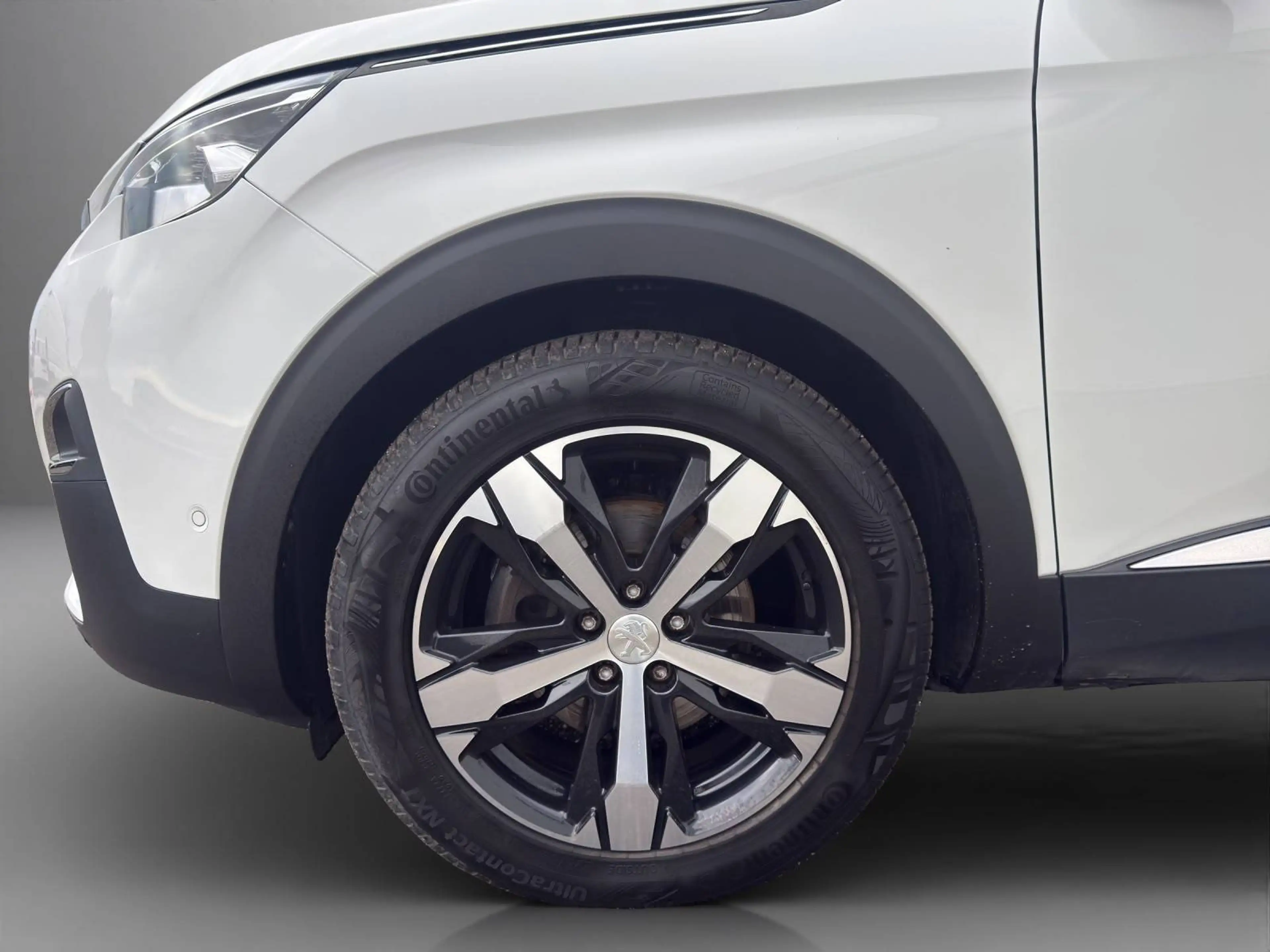 Peugeot 5008 5008 1,5 BlueHDI 130 S&S 6-Gang Allure — photo 10