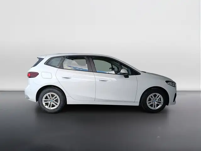 BMW 2 Series view 6