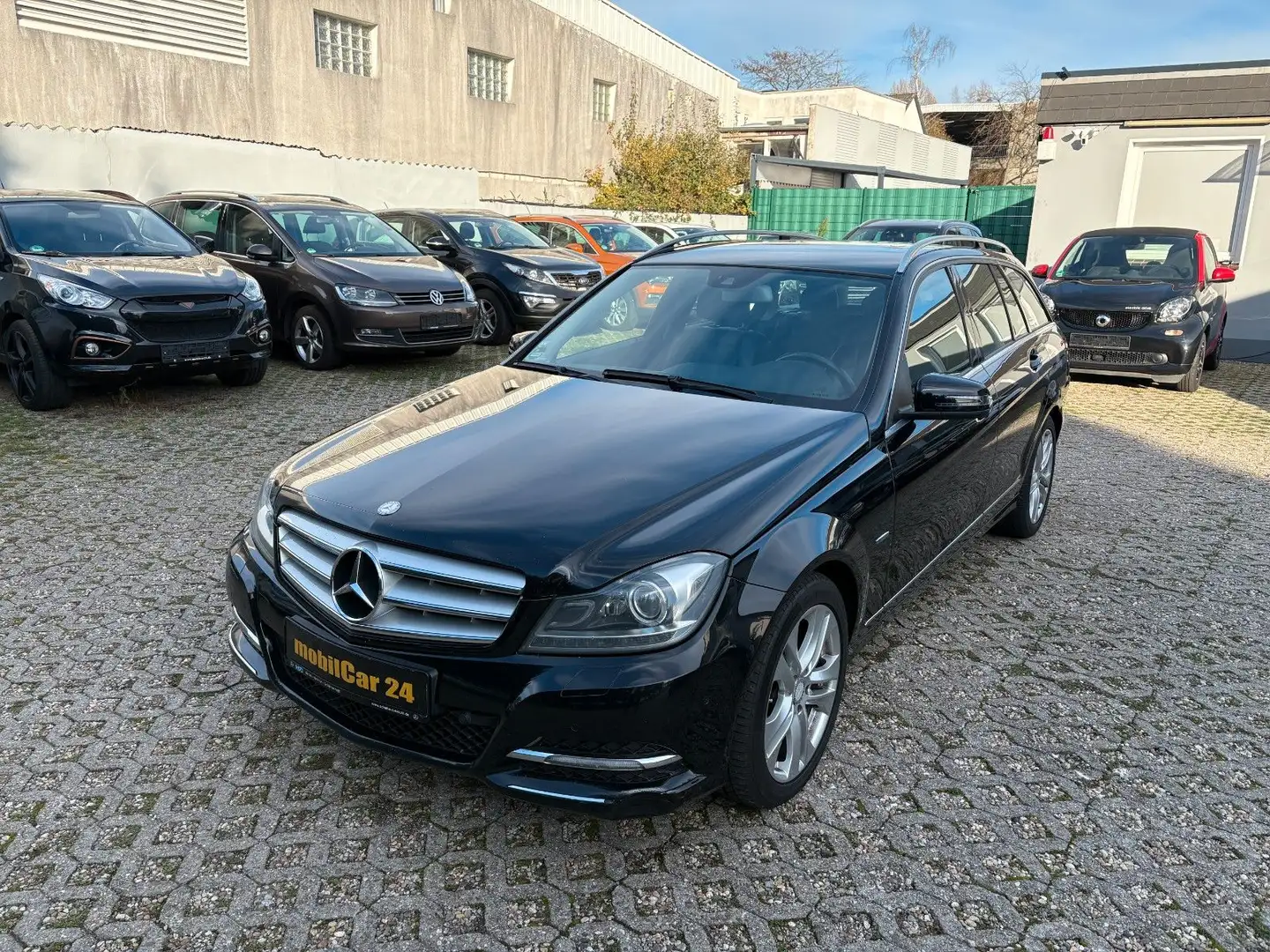 Mercedes-Benz C 250 C T-Modell C 250 T CDI BlueEfficiency AUT. Schwarz - 1