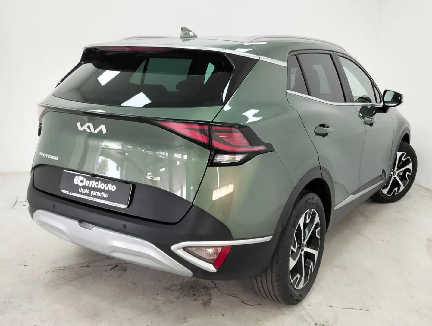 Kia Sportage 1.6 TGDi HEV AT Style Verde - 2
