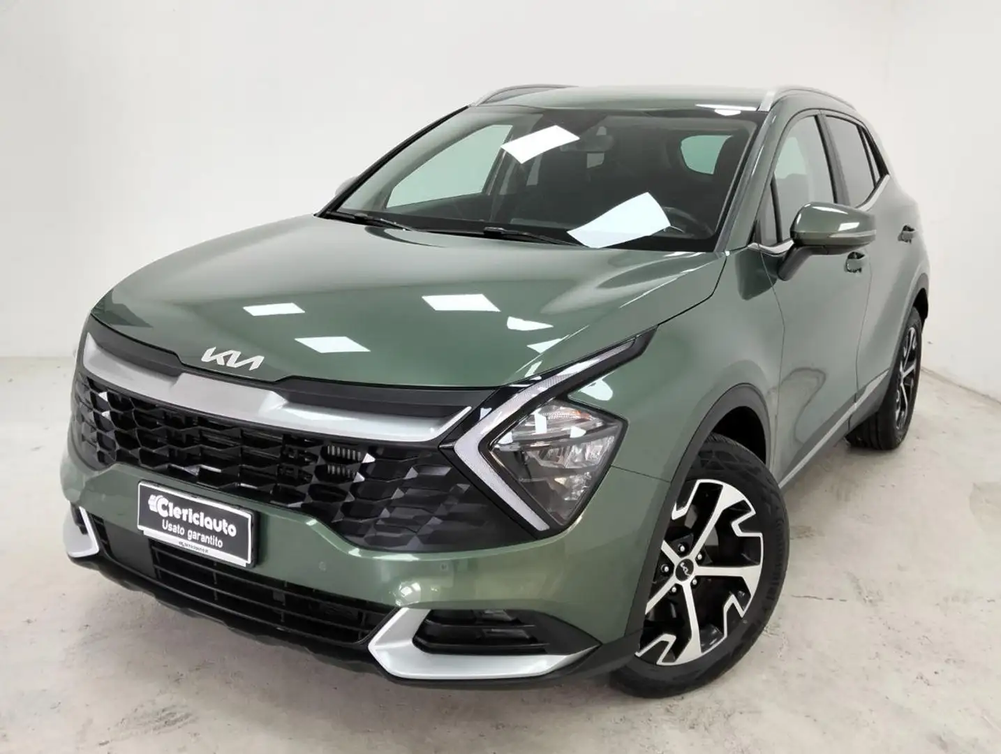 Kia Sportage 1.6 TGDi HEV AT Style Verde - 1
