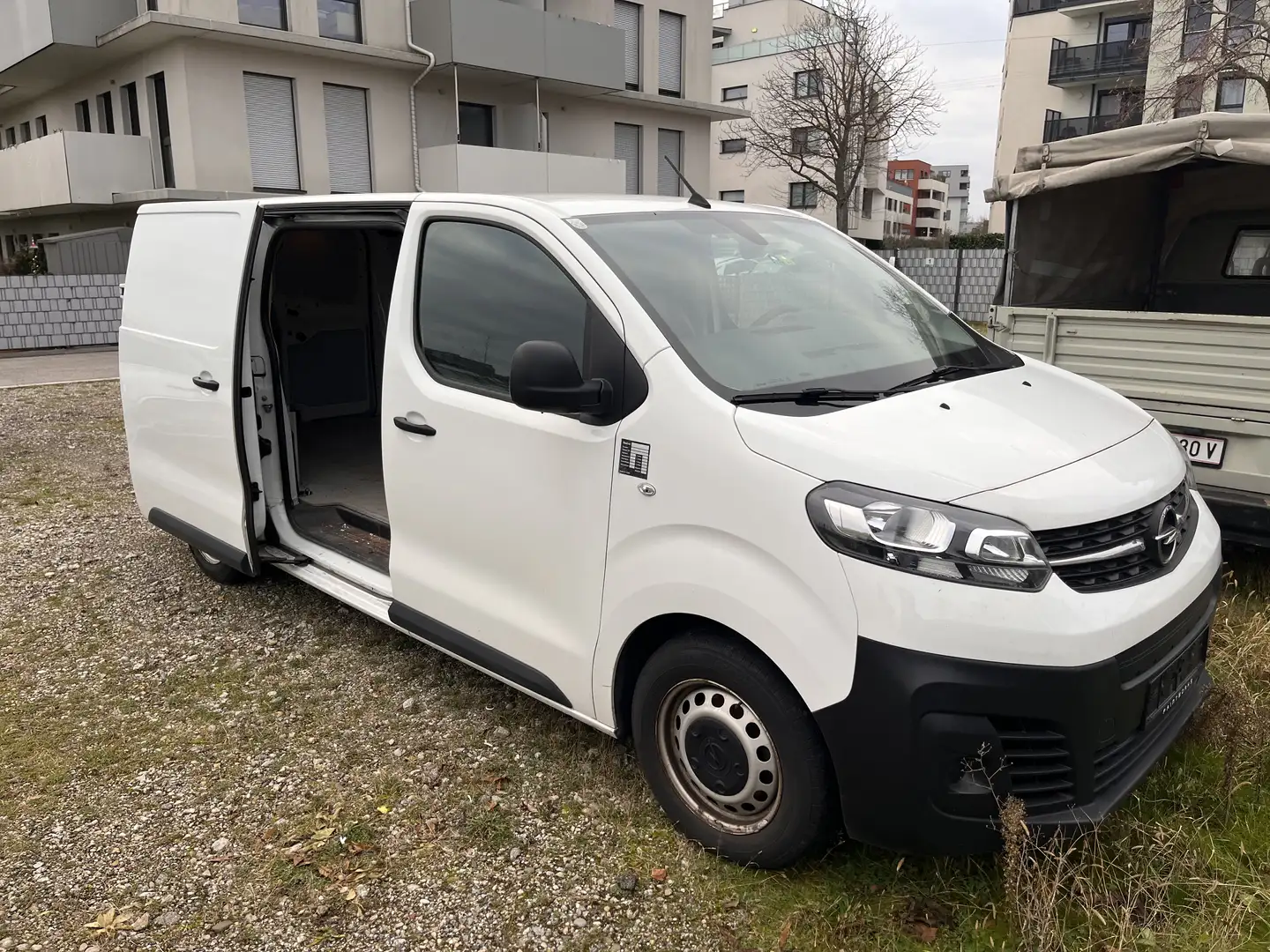 Opel Vivaro-e Cargo 75kWh Enjoy L Blanc - 2
