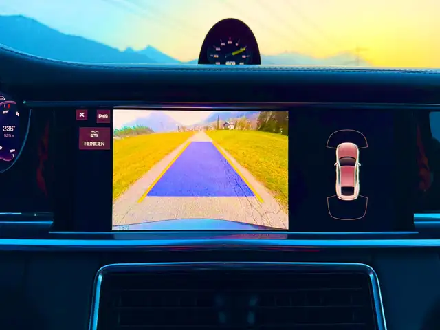 Porsche Panamera 4 E-Hybrid Sportauspuff. PDLS ACC Luft BOSE Pano Ansicht 24