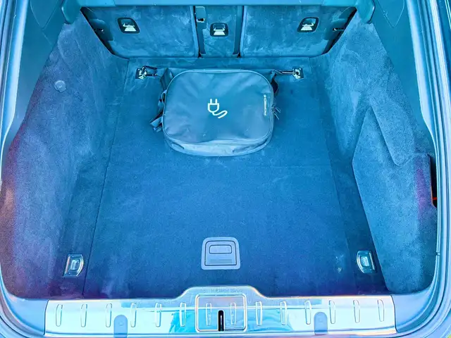 Porsche Panamera 4 E-Hybrid Sportauspuff. PDLS ACC Luft BOSE Pano Ansicht 21