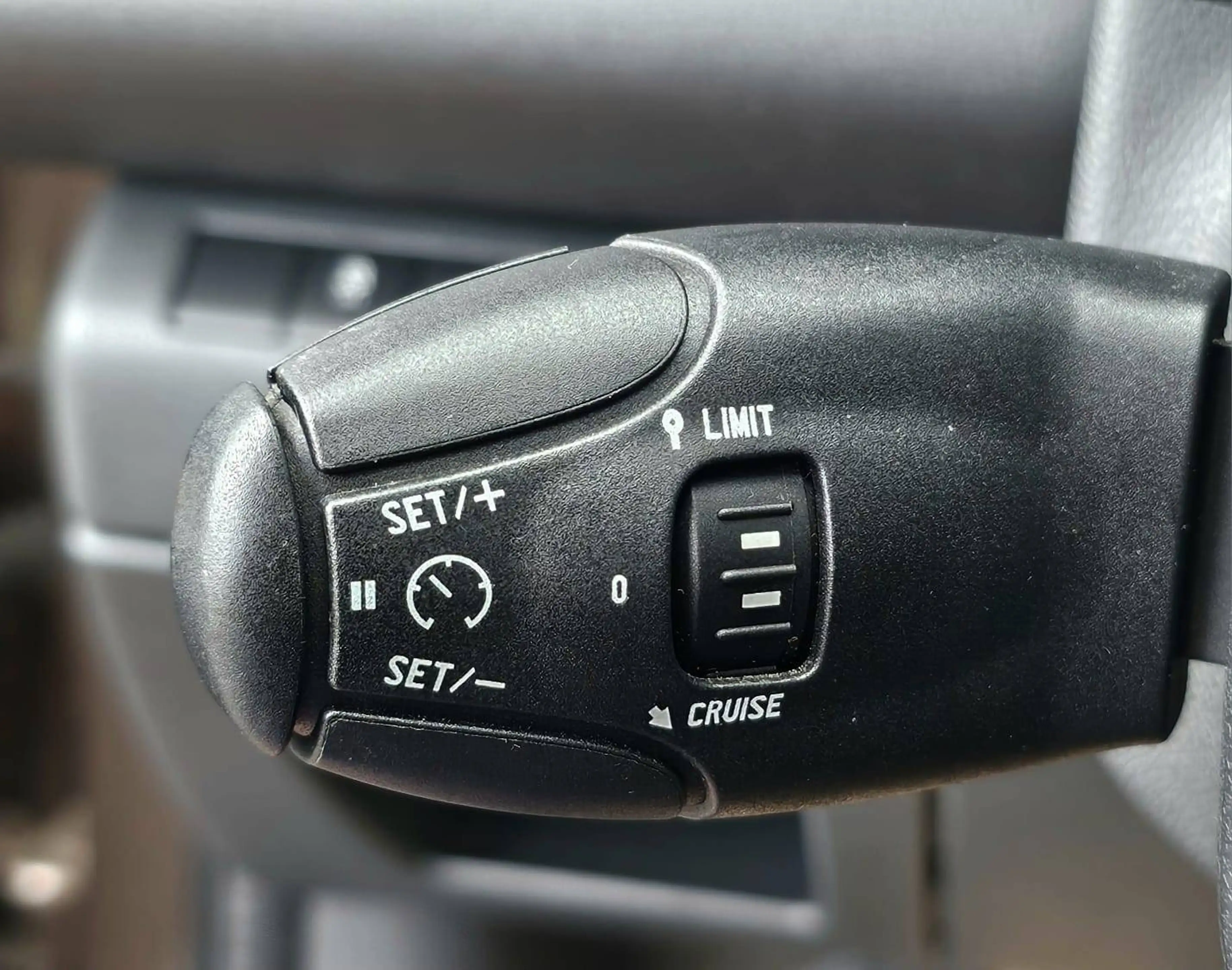 Peugeot 3008 3008 1,6 BlueHDi 120 S&S Active""Zahnriemen und Wasserpumpe Neu""Neues Pickerl""Neues Service" — photo 10