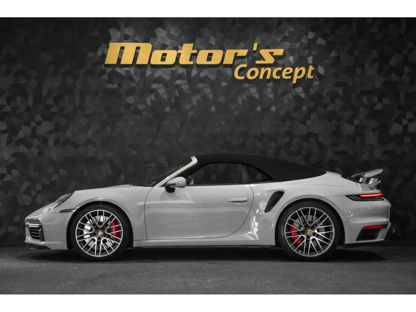Porsche 992 Turbo Cabriolet PDK Gris - 2