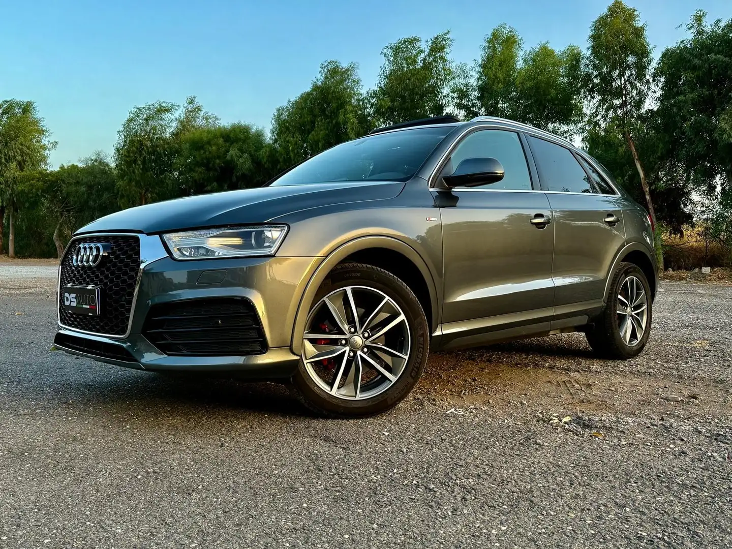 Audi Q3 Q3 2.0 TDI 150 CV S LINE S TRONIC QUATTRO/TETTO Grigio - 2