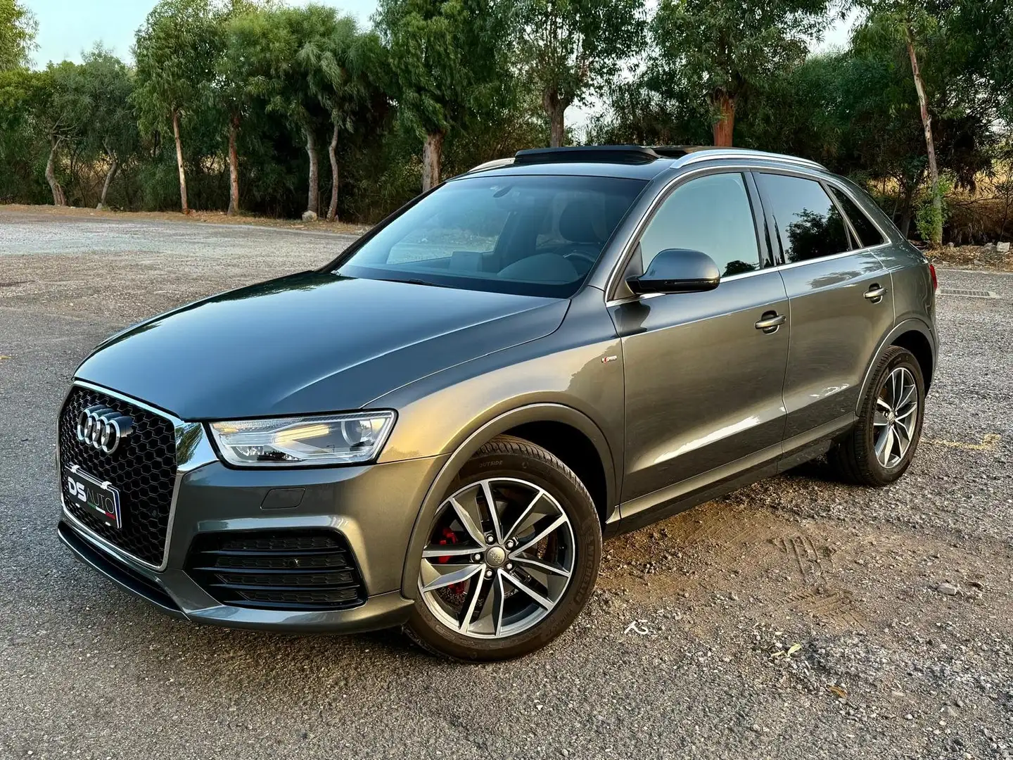 Audi Q3 Q3 2.0 TDI 150 CV S LINE S TRONIC QUATTRO/TETTO Grigio - 1