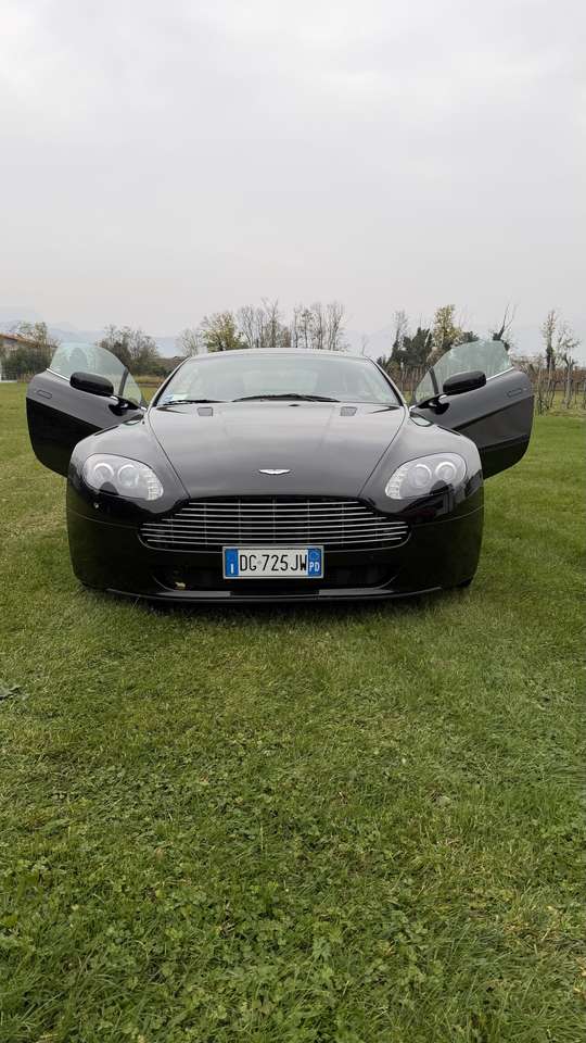 Aston Martin Vantage Vantage Coupe 4.3 V8