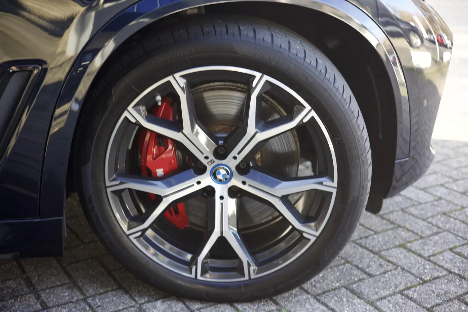 BMW X5 xDrive45e M Sport | SkyLounge | Carbon | B & W | N Zwart - 2
