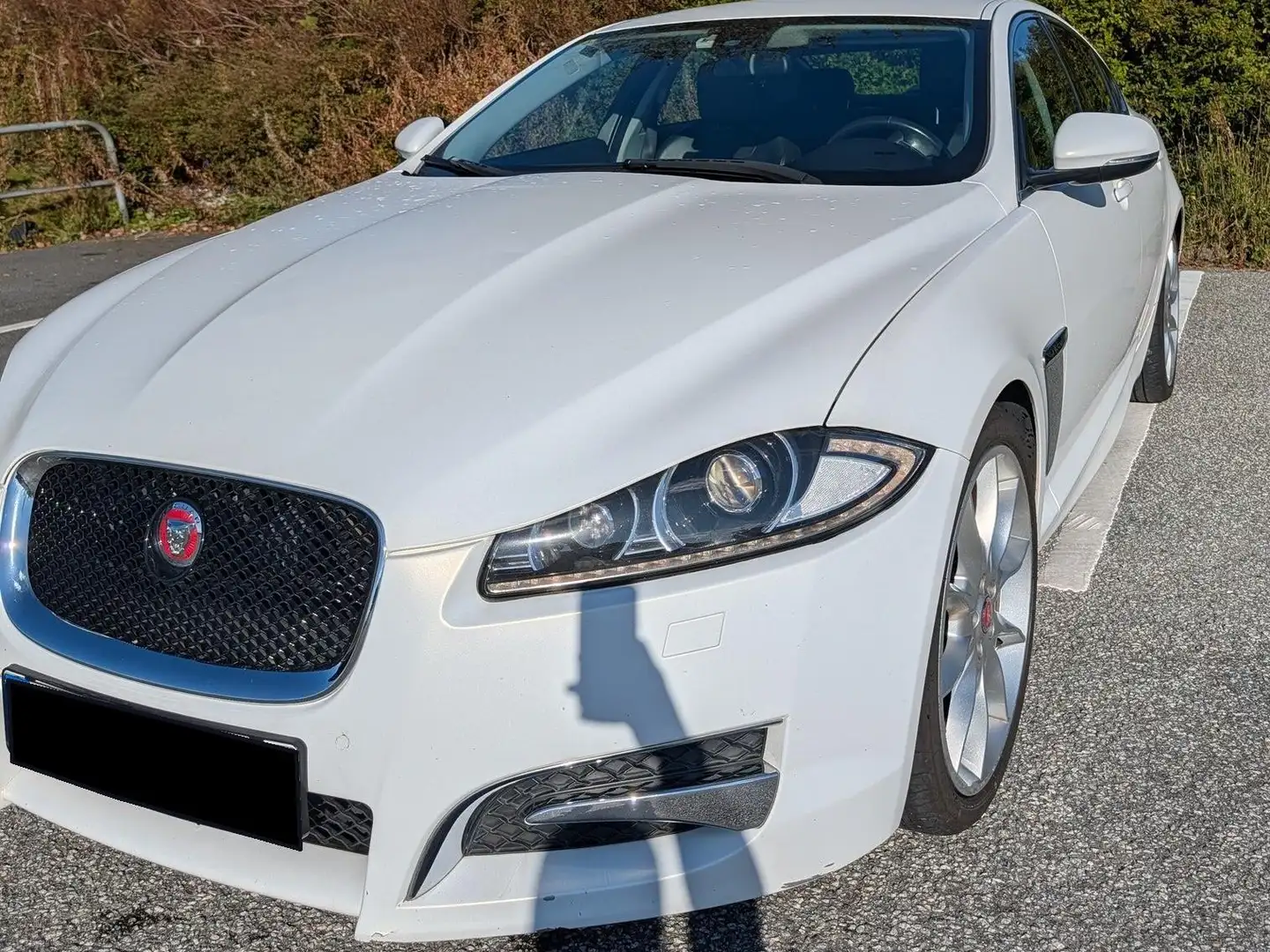Jaguar XF XF 2.2 Diesel Weiß - 2
