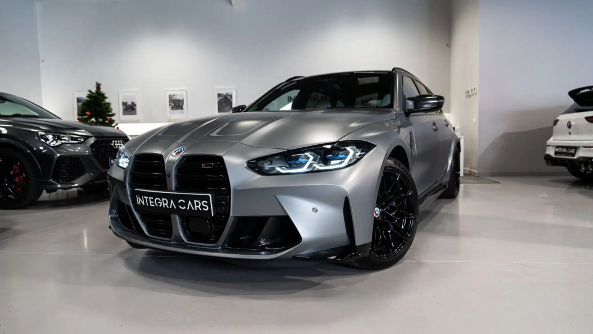 BMW M3 Competition Touring MxDrive Gris - 1