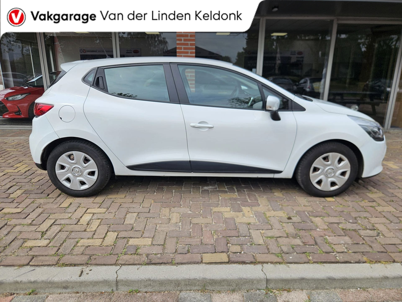 Renault Clio 0.9 TCe Expression — photo 5