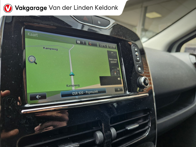 Renault Clio 0.9 TCe Expression — photo 13