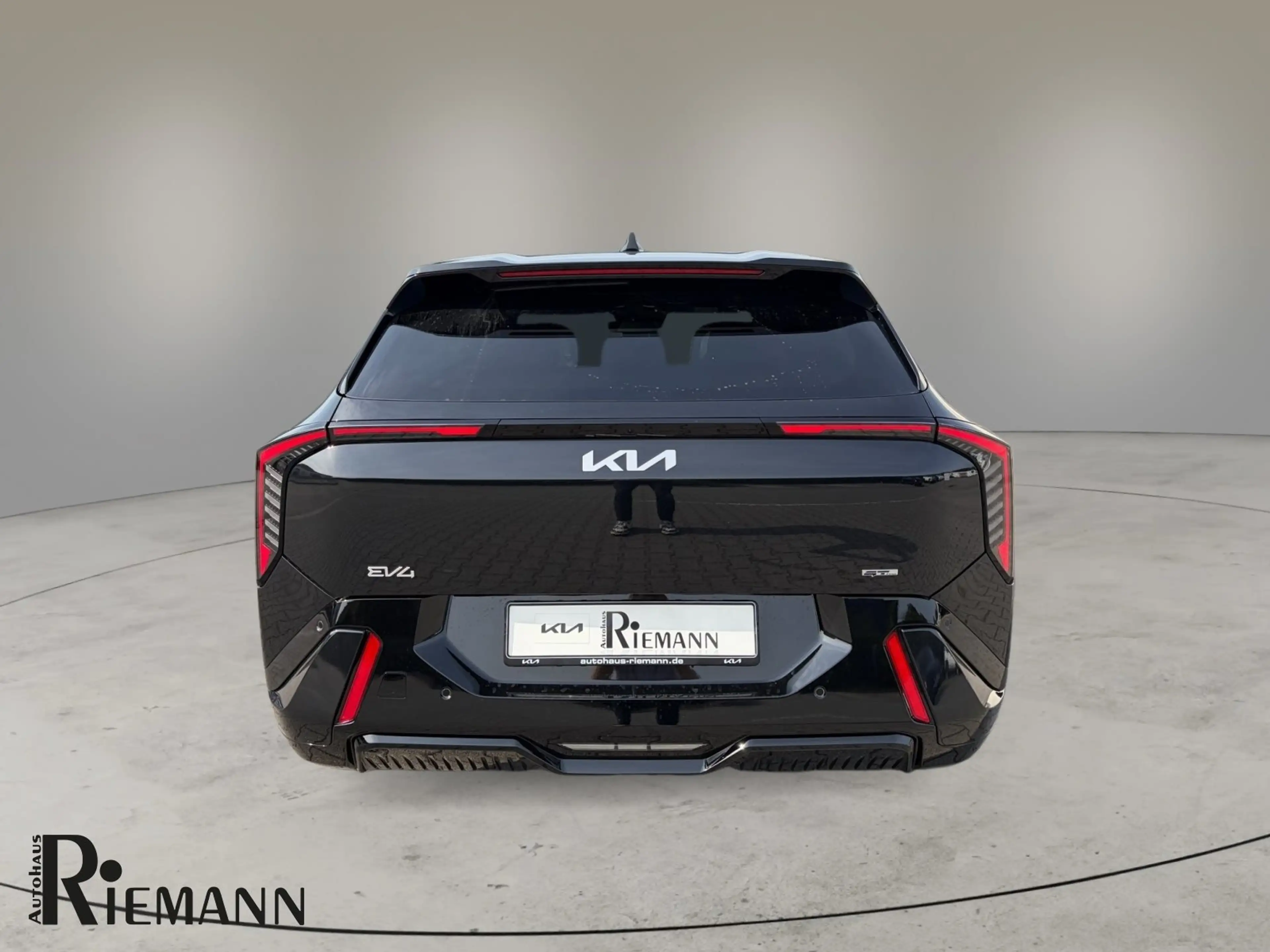 Kia EV4 81,4-kWh GT-Line + DriveWise-Park-Paket — photo 4
