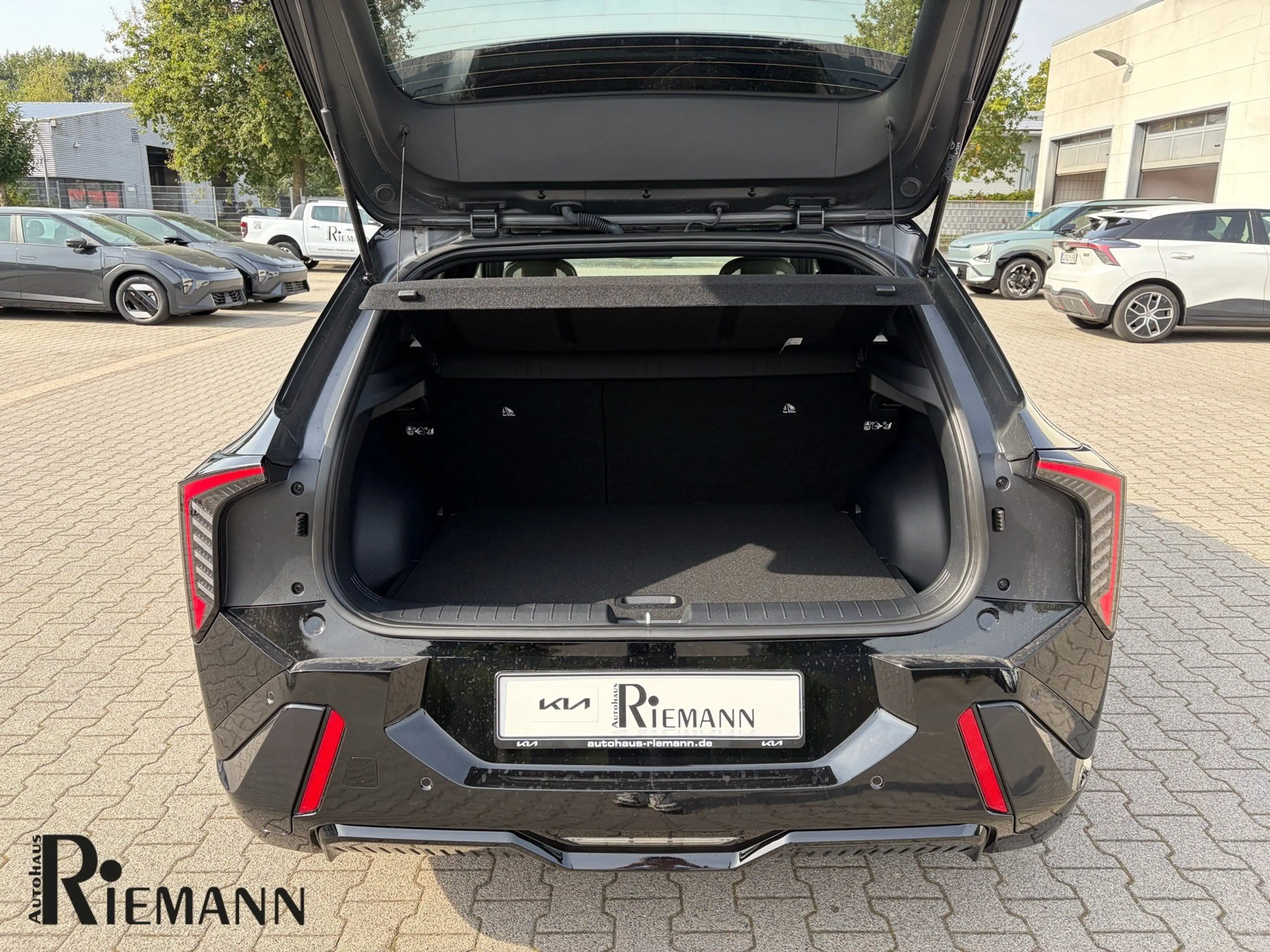 Kia EV4 81,4-kWh GT-Line + DriveWise-Park-Paket — photo 11