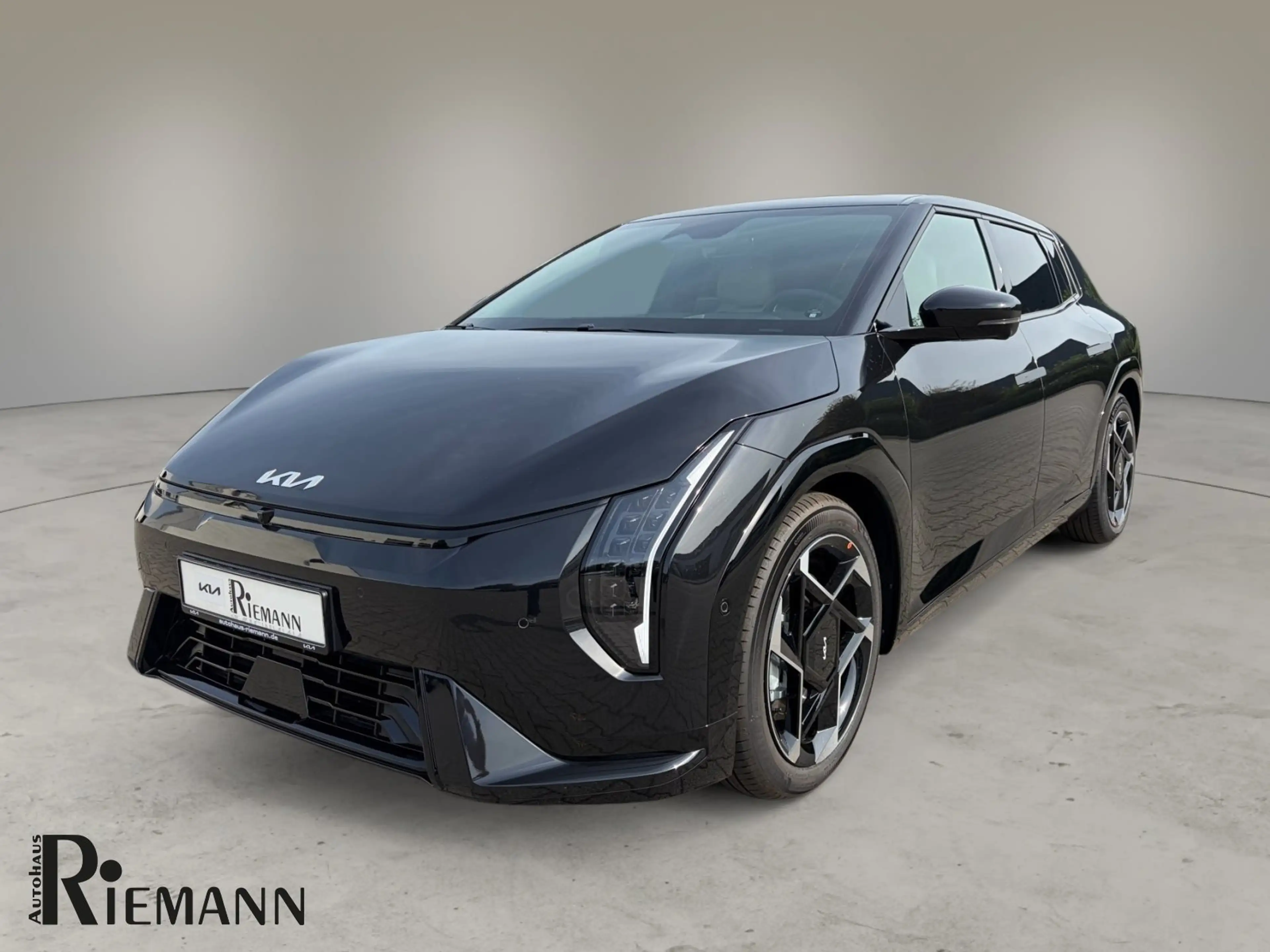 Kia EV4 81,4-kWh GT-Line + DriveWise-Park-Paket