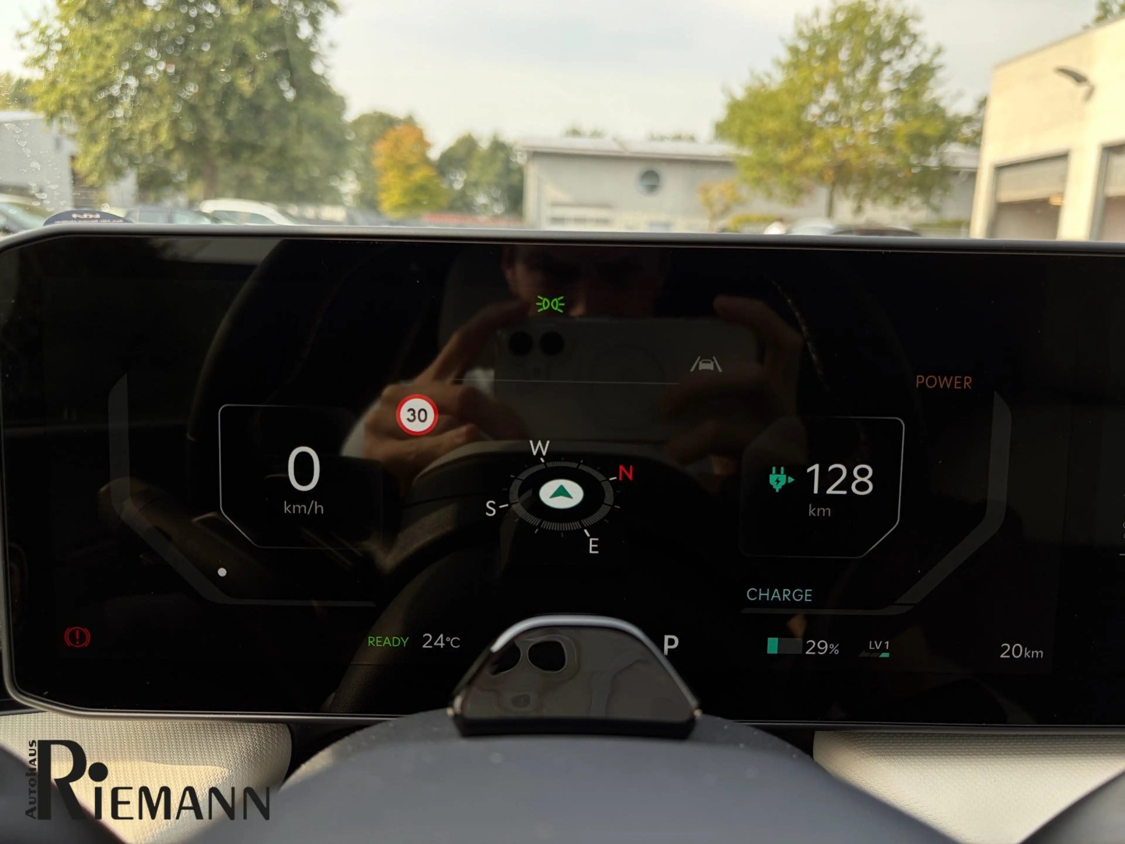Kia EV4 81,4-kWh GT-Line + DriveWise-Park-Paket — photo 13
