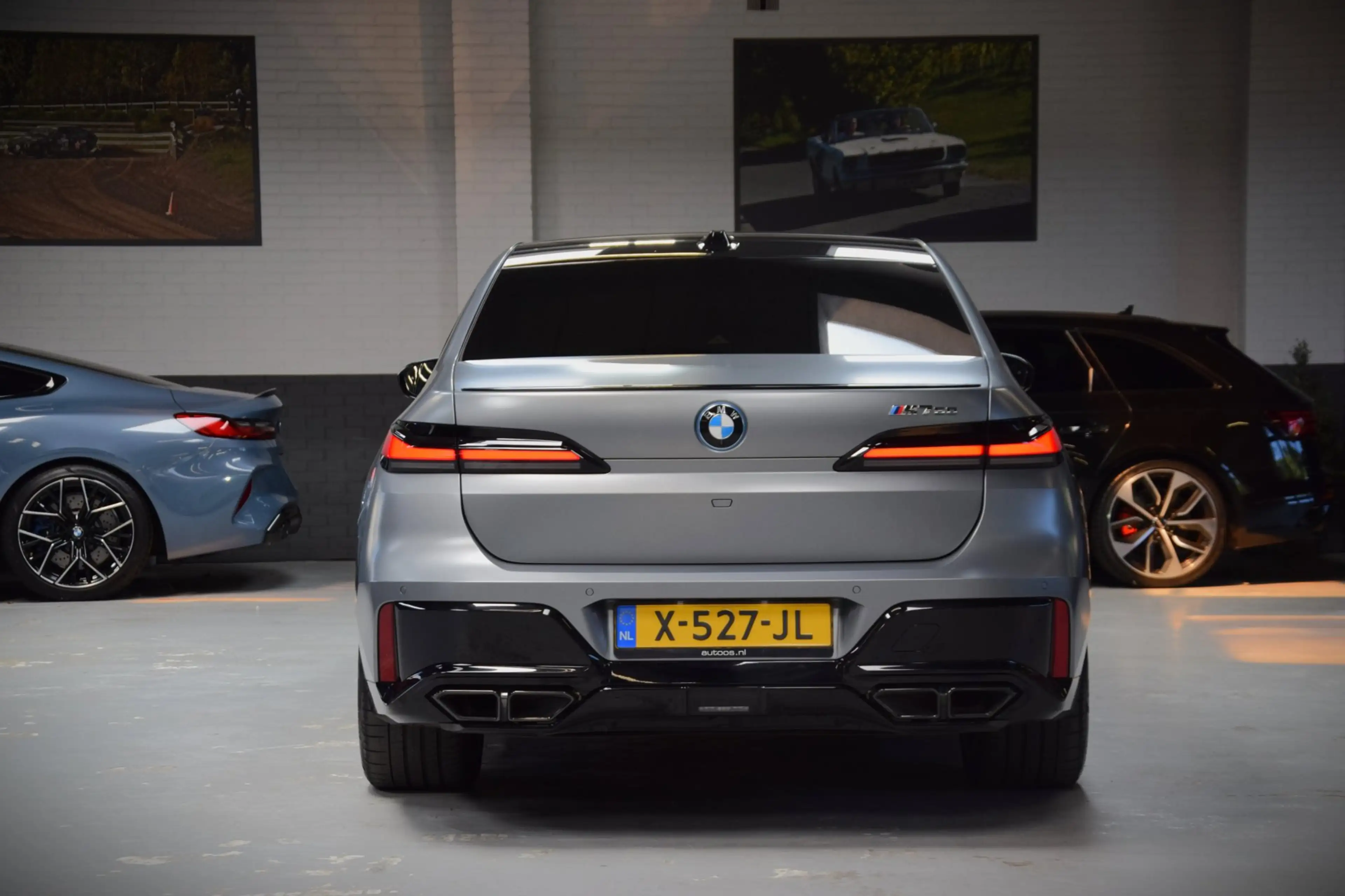 BMW 760 7-serie M760e xDrive Navi|Massage|Theater Screen|A — photo 35