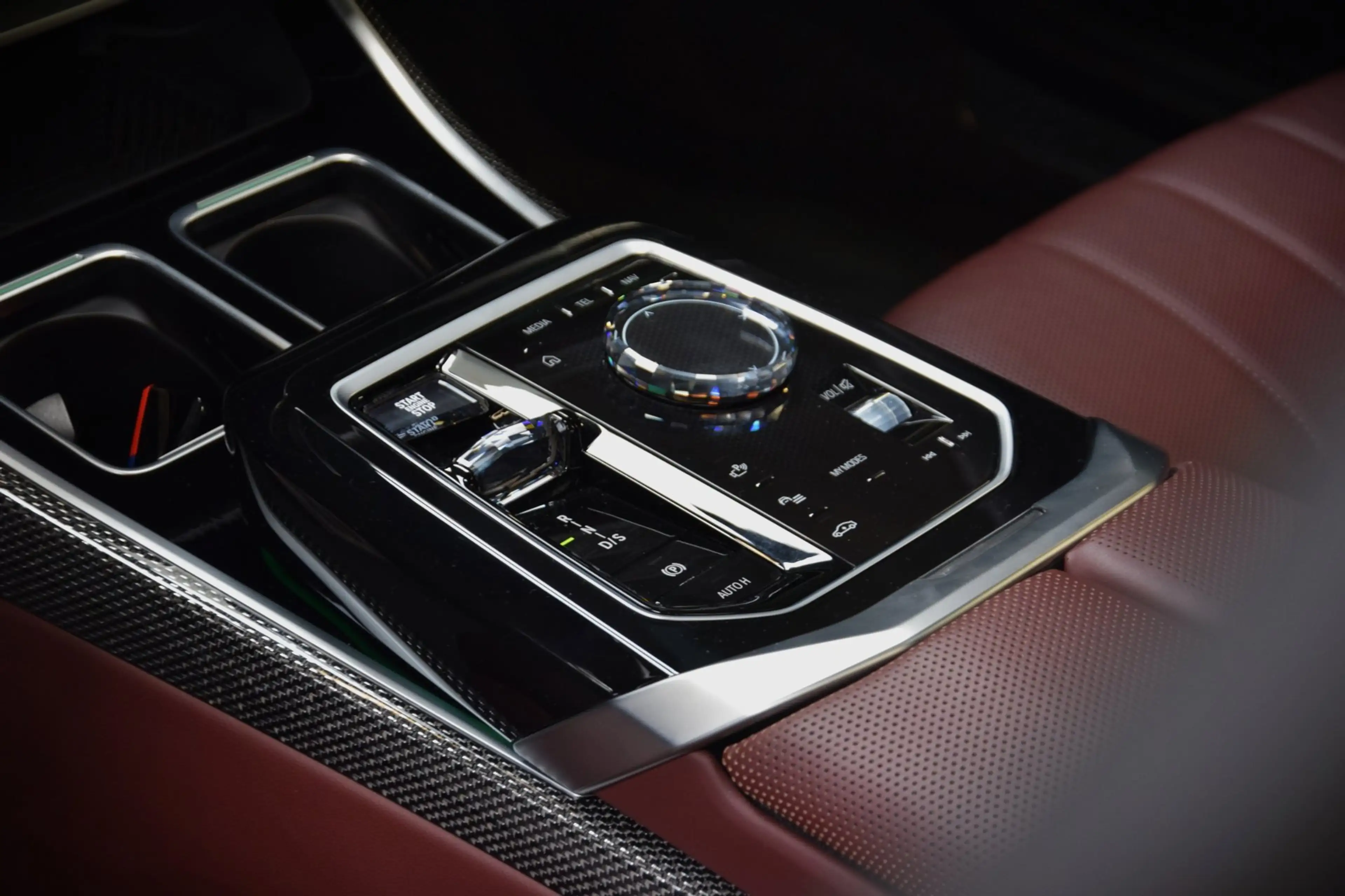 BMW 760 7-serie M760e xDrive Navi|Massage|Theater Screen|A — photo 9