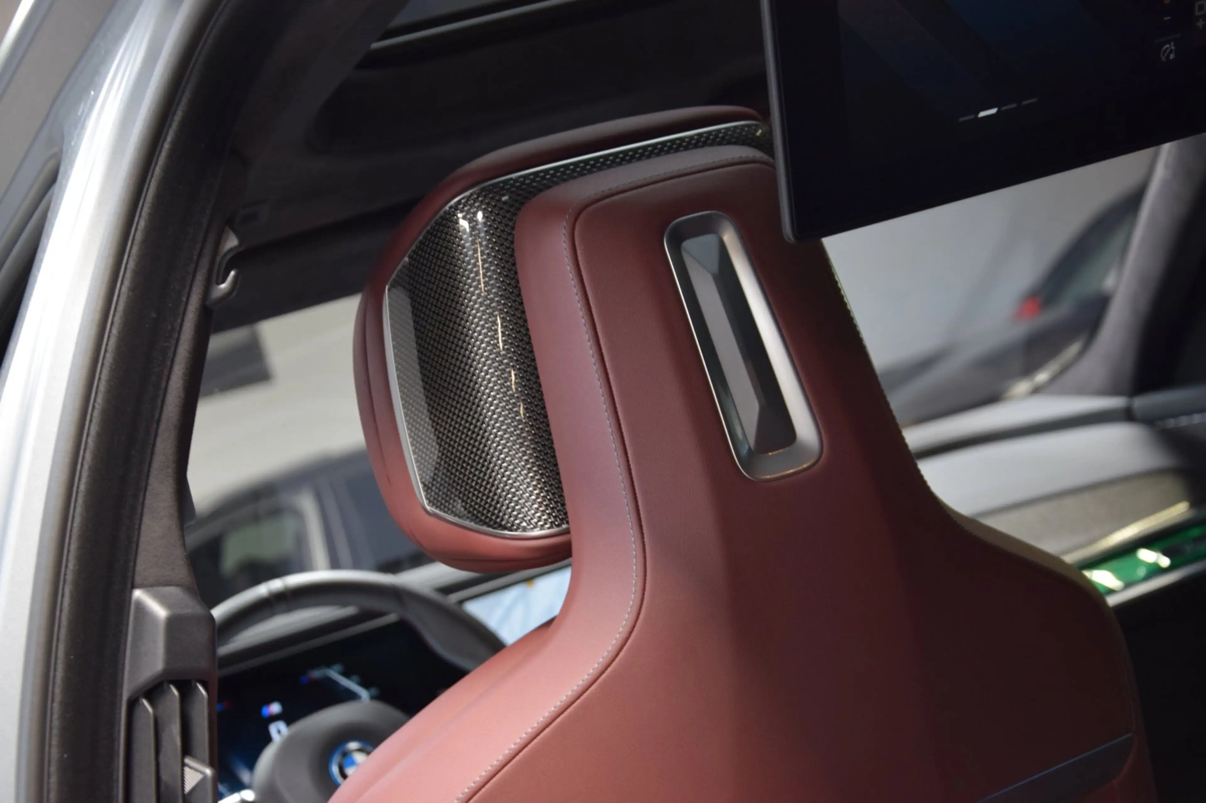 BMW 760 7-serie M760e xDrive Navi|Massage|Theater Screen|A — photo 47