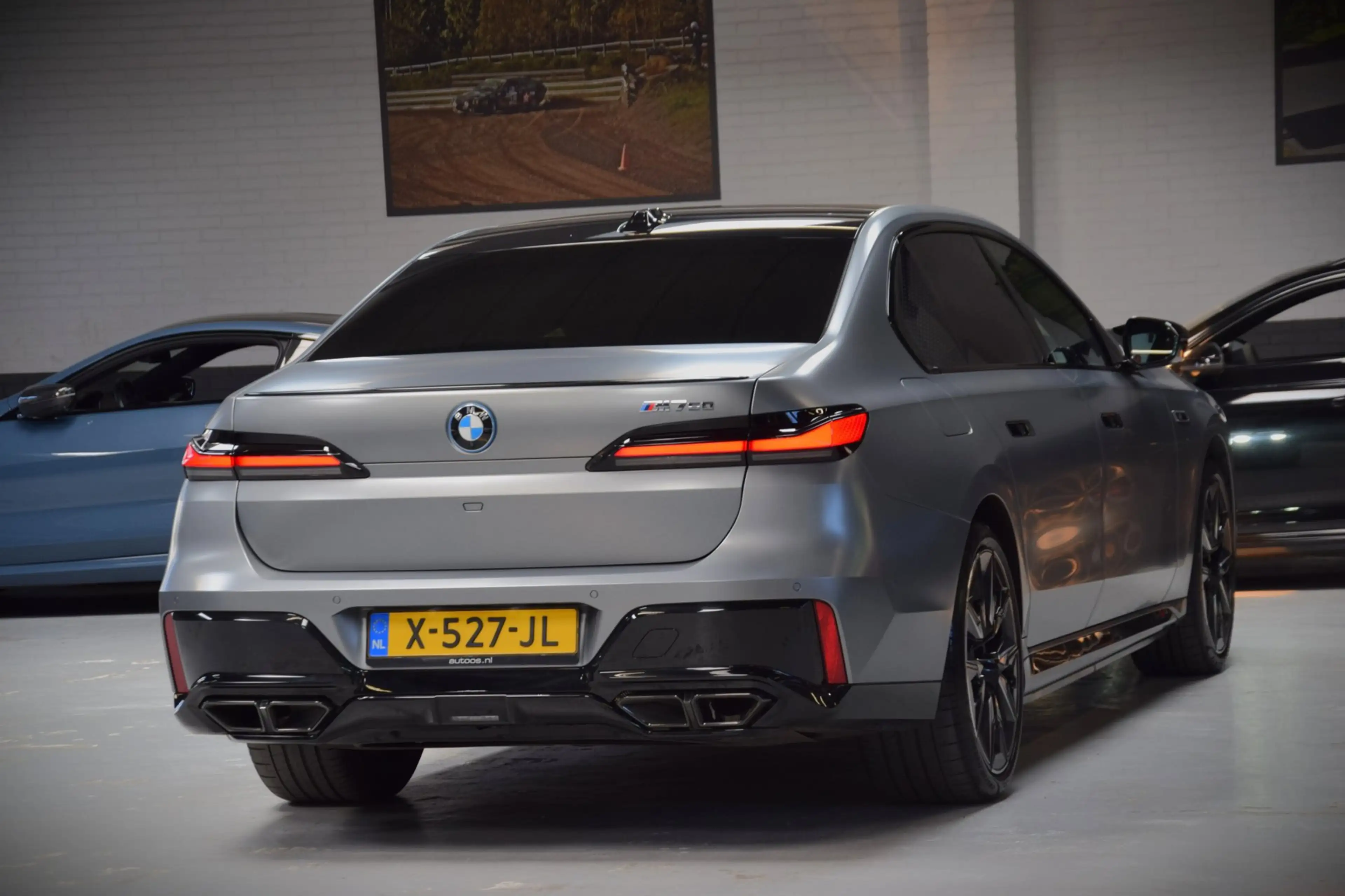 BMW 760 7-serie M760e xDrive Navi|Massage|Theater Screen|A — photo 31