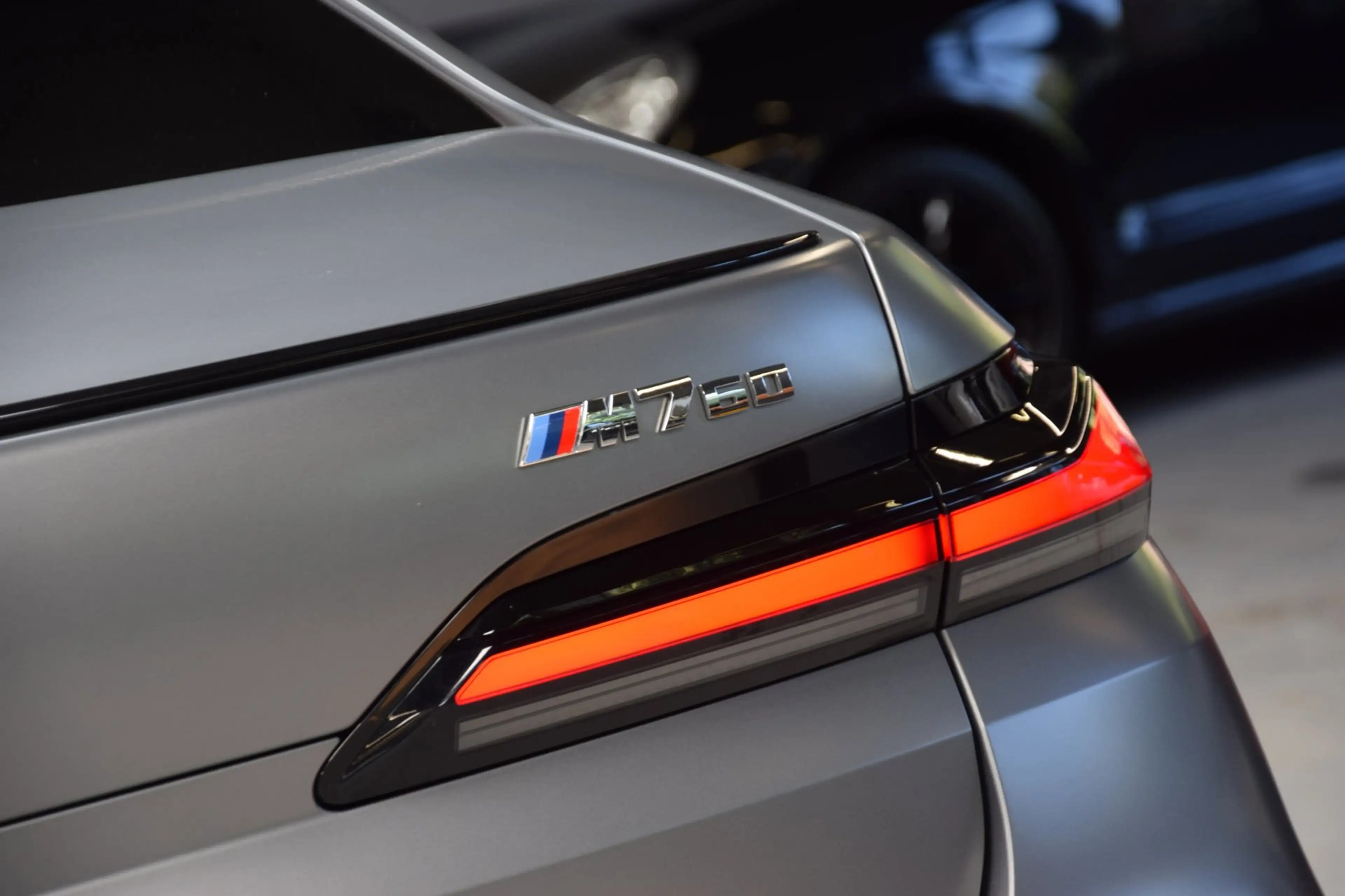 BMW 760 7-serie M760e xDrive Navi|Massage|Theater Screen|A — photo 40