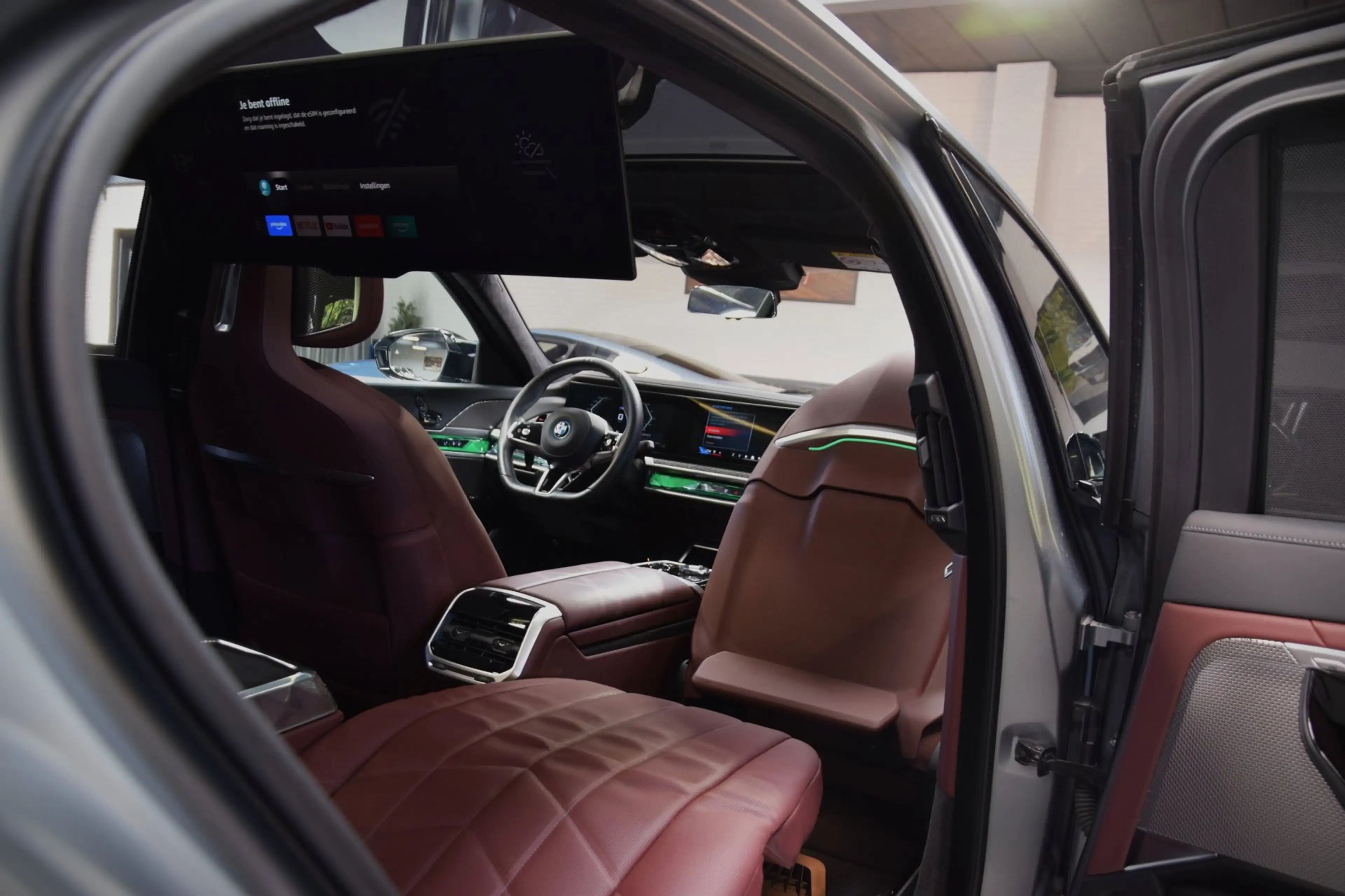 BMW 760 7-serie M760e xDrive Navi|Massage|Theater Screen|A — photo 37