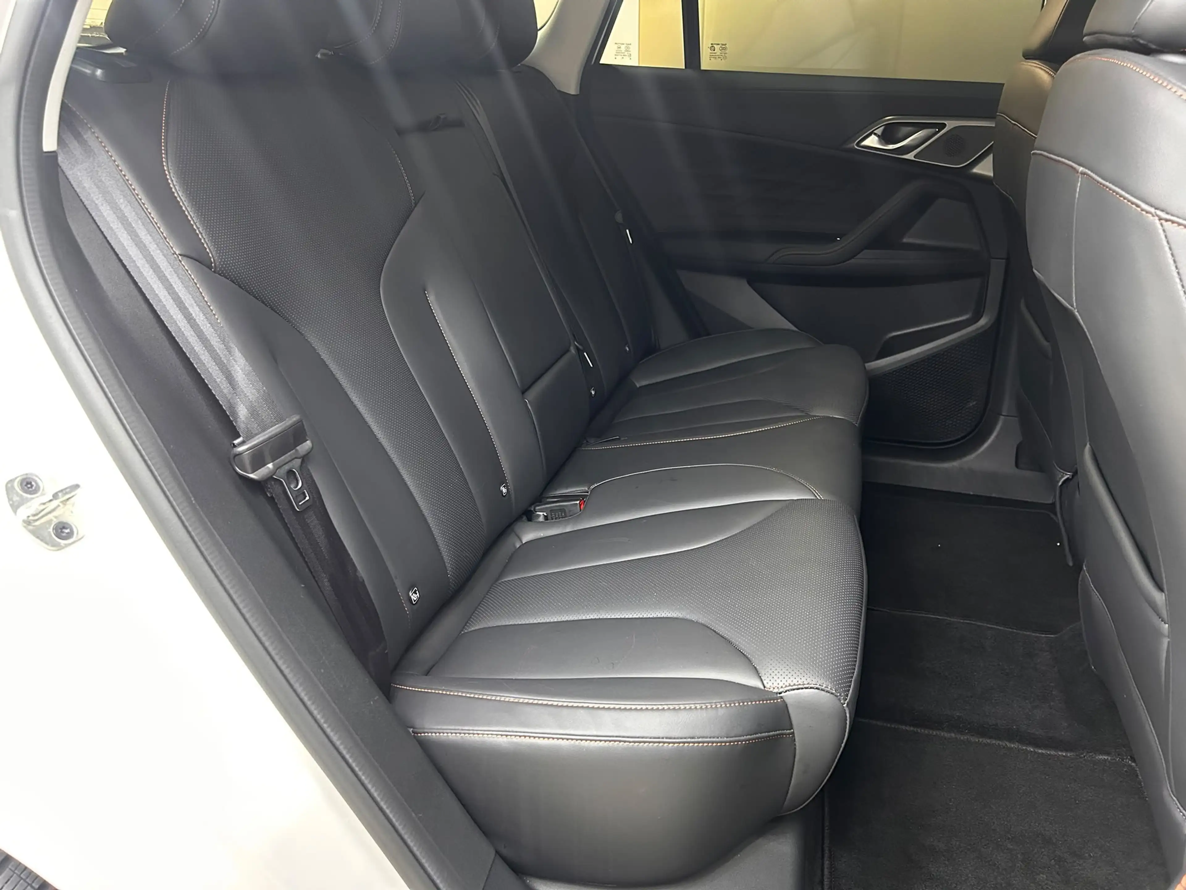 MG HS 1.5 TGDI Luxury >NAV+360+VIRTU+ACC+LEDER+SHZ+ — photo 11