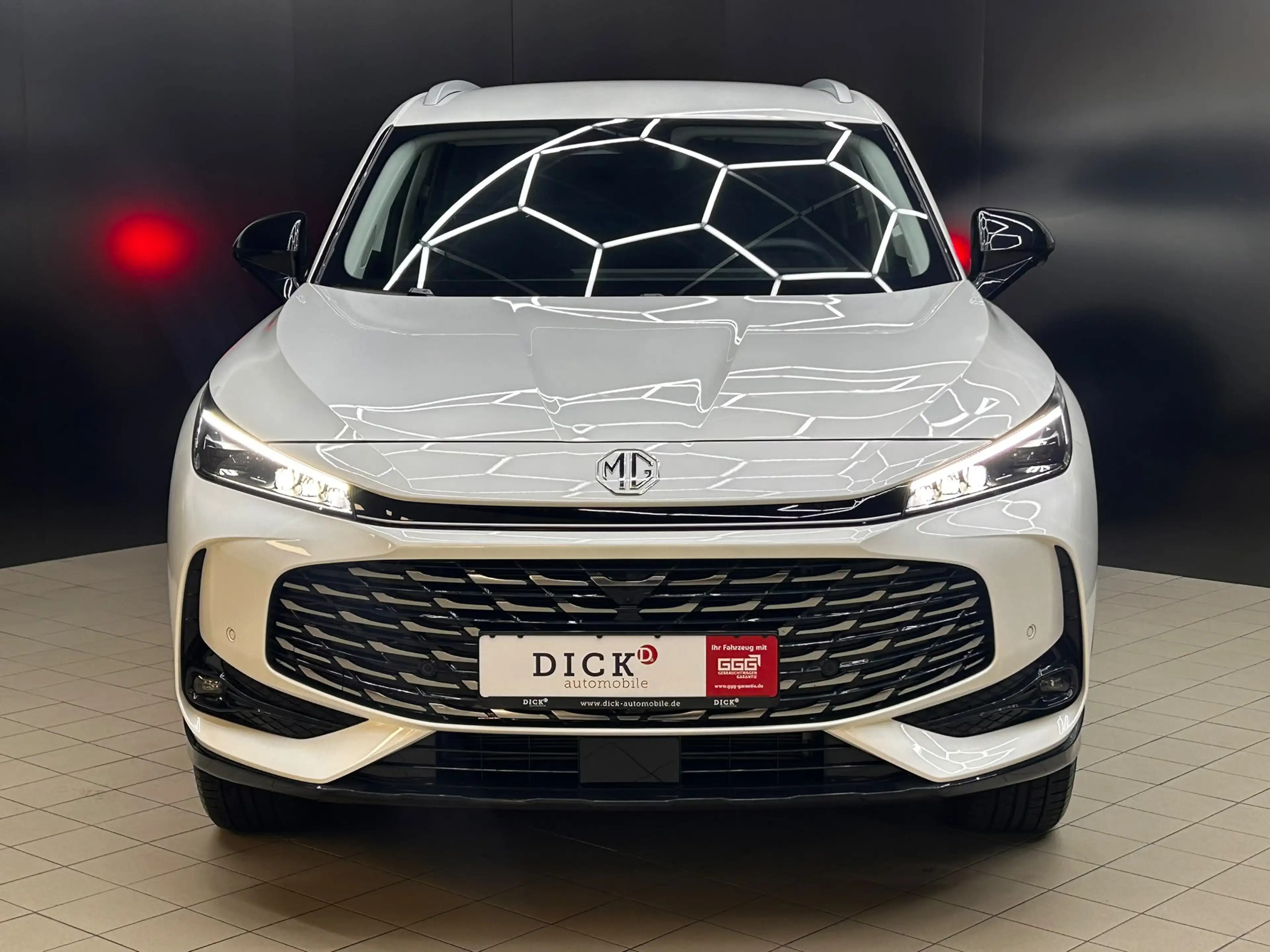 MG HS 1.5 TGDI Luxury >NAV+360+VIRTU+ACC+LEDER+SHZ+ — photo 2