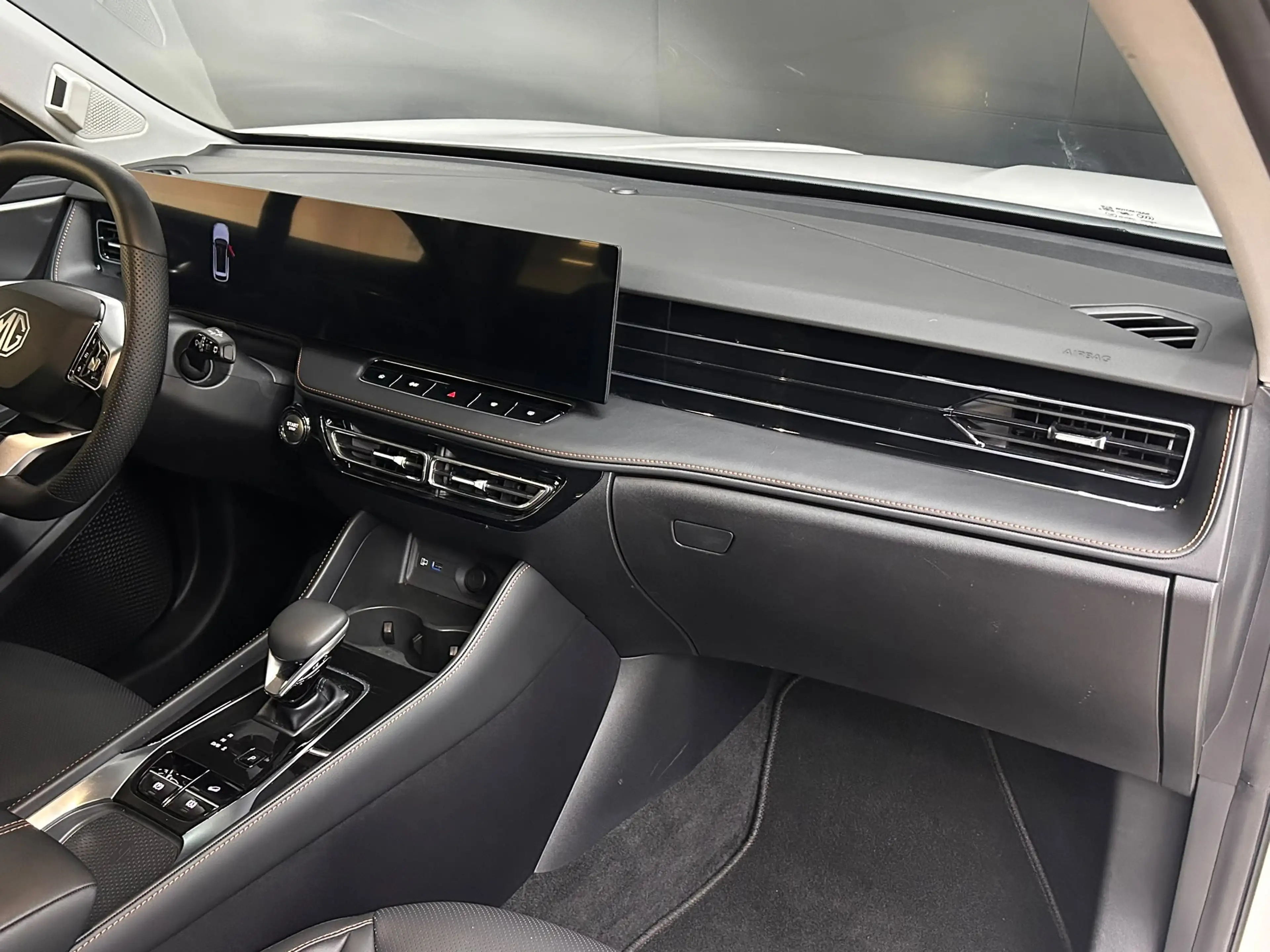 MG HS 1.5 TGDI Luxury >NAV+360+VIRTU+ACC+LEDER+SHZ+ — photo 14
